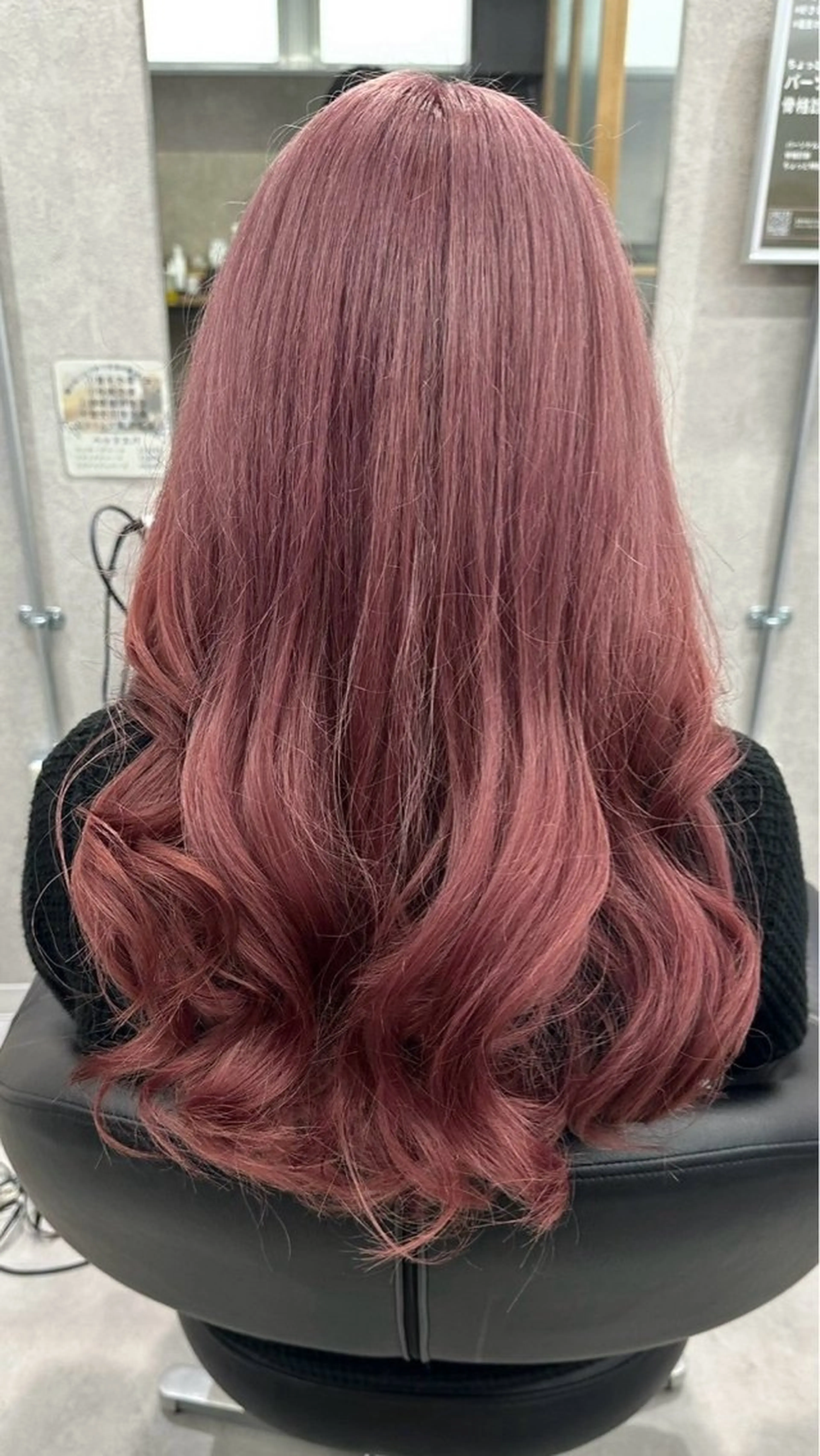 セミロング ヘアカラー ハイトーン・ボブ 🎀/𝐚𝐨𝐢のヘアスタイル