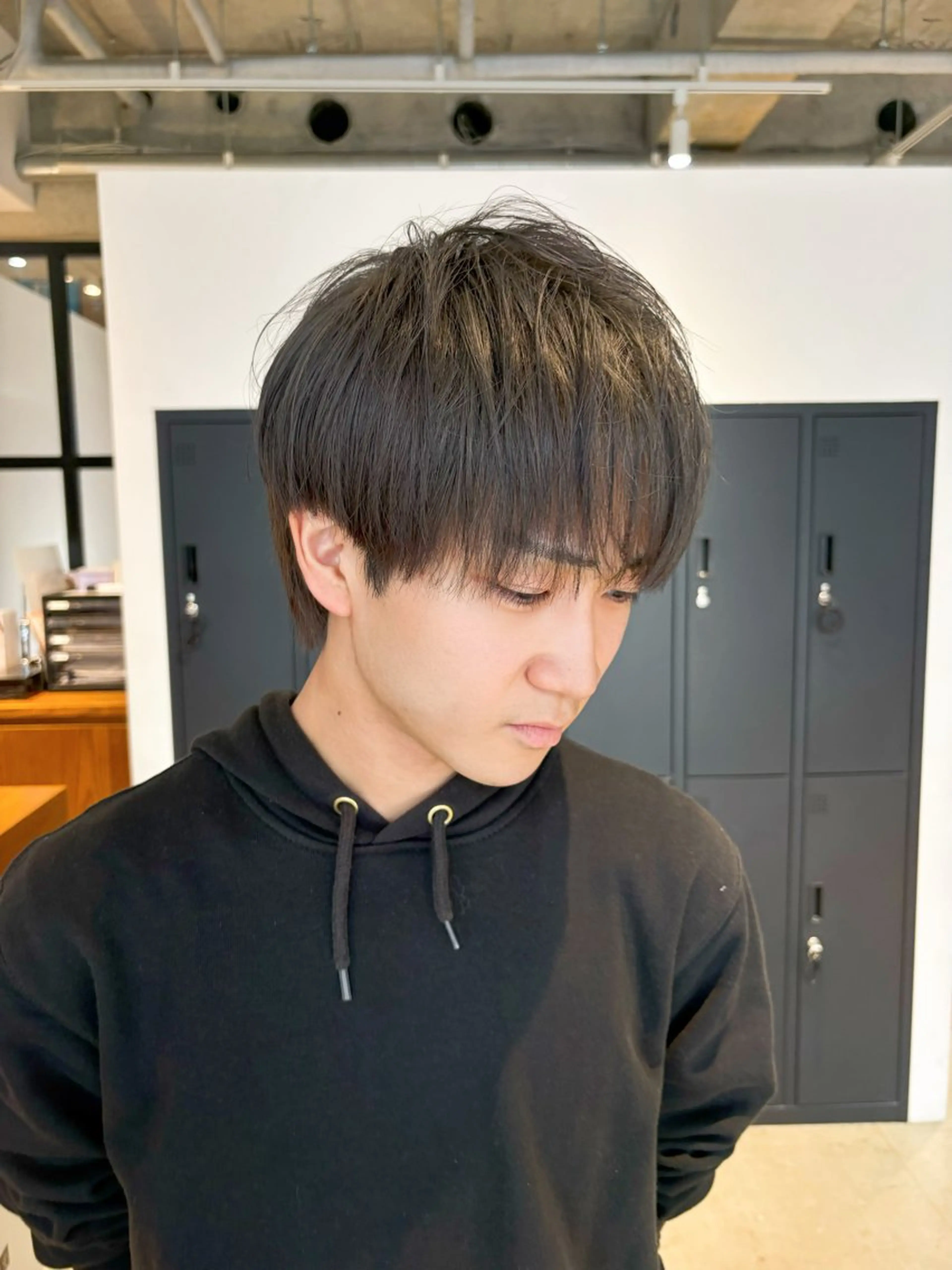 ショート カラー メンズ メンズブリーチ メンズハイトーン ブリーチ 透明感カラー ダブルカラー カット ヘアカラー 🌊インナーカラー 🐬櫻井海星のヘアスタイル