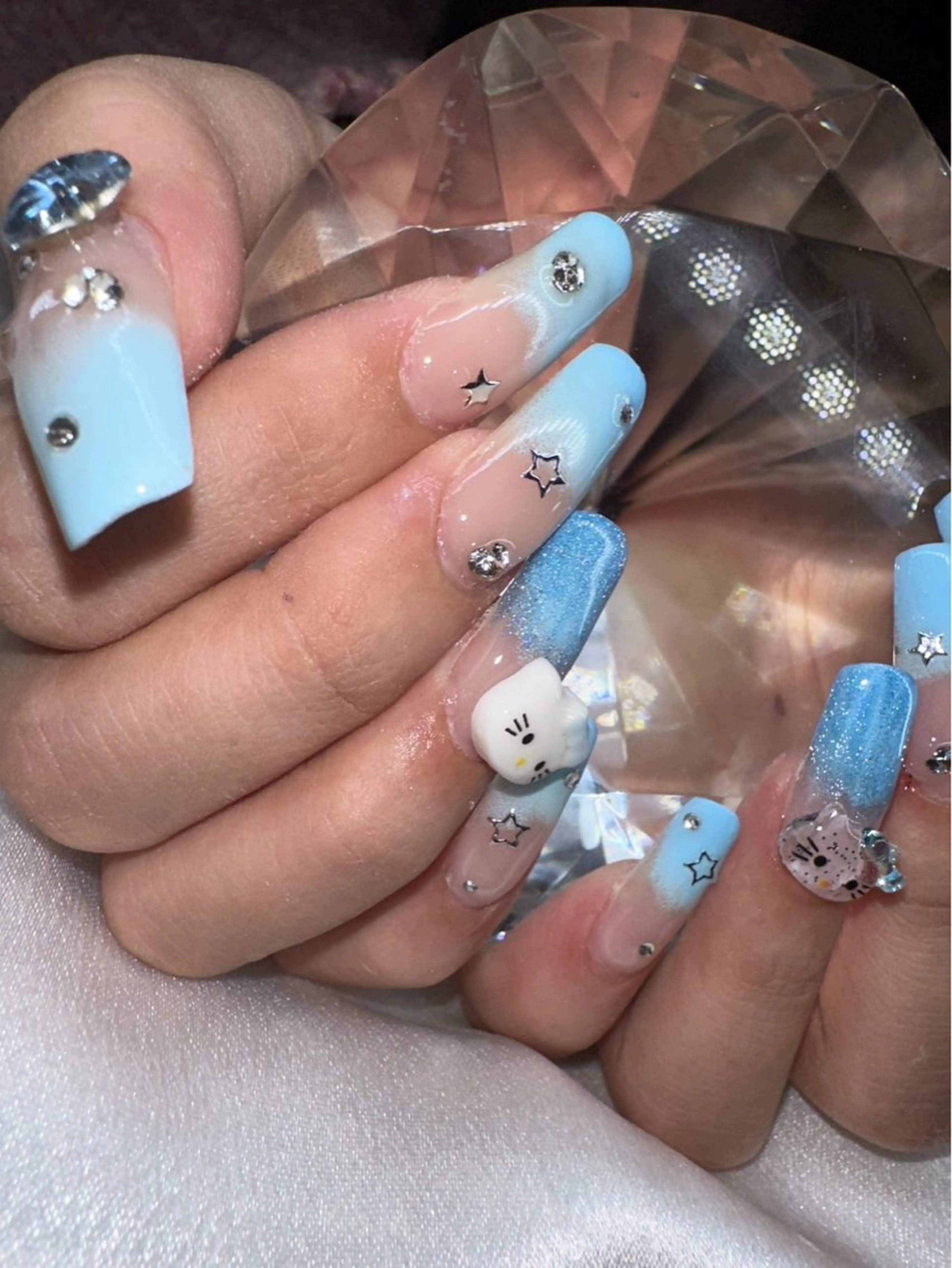 セミロング ハンドネイル YOKOSUKA🧸 NAIL🌿🫧💛のネイルデザイン