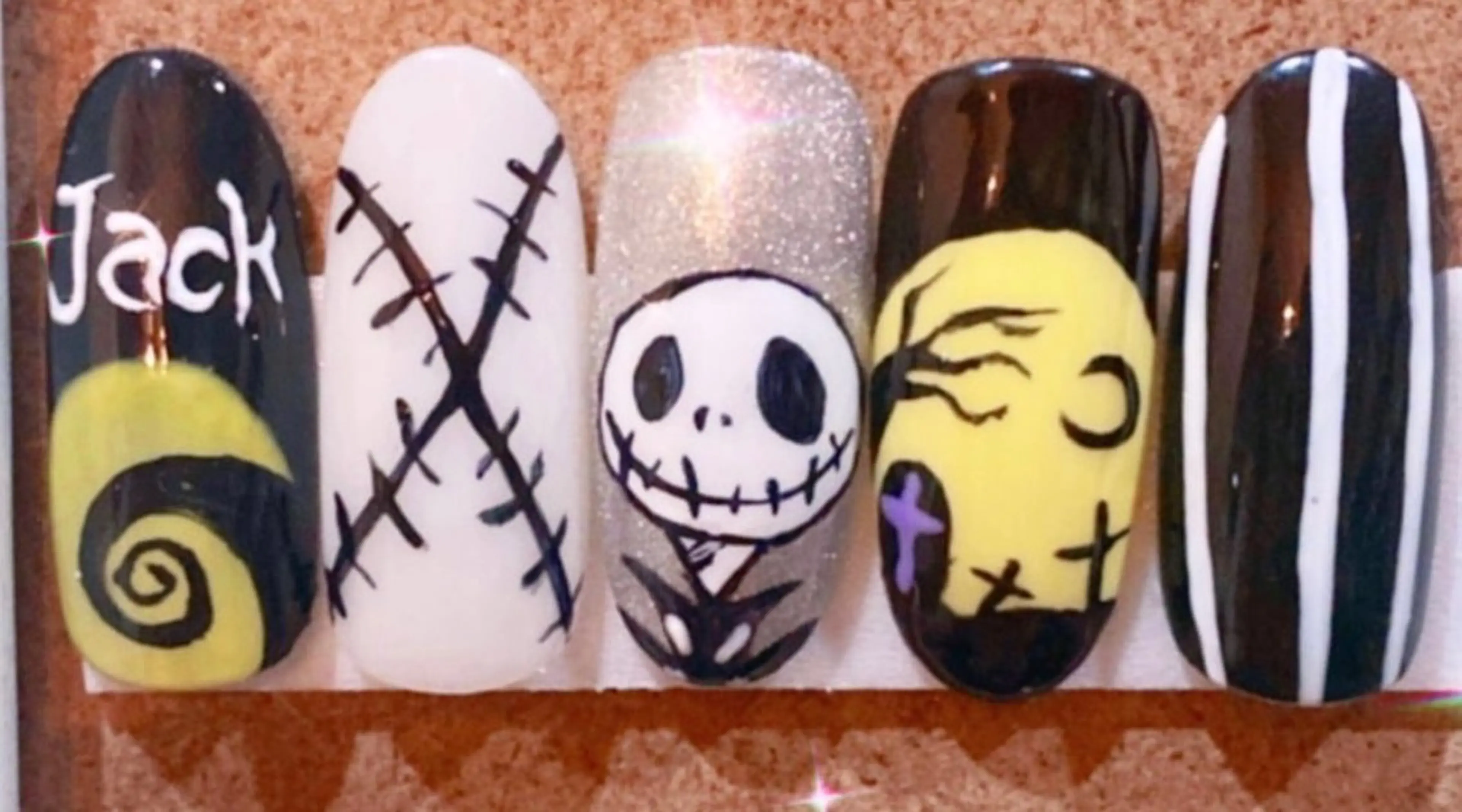 ネイル SHINee 袖ヶ浦のマツエク・マツパデザイン