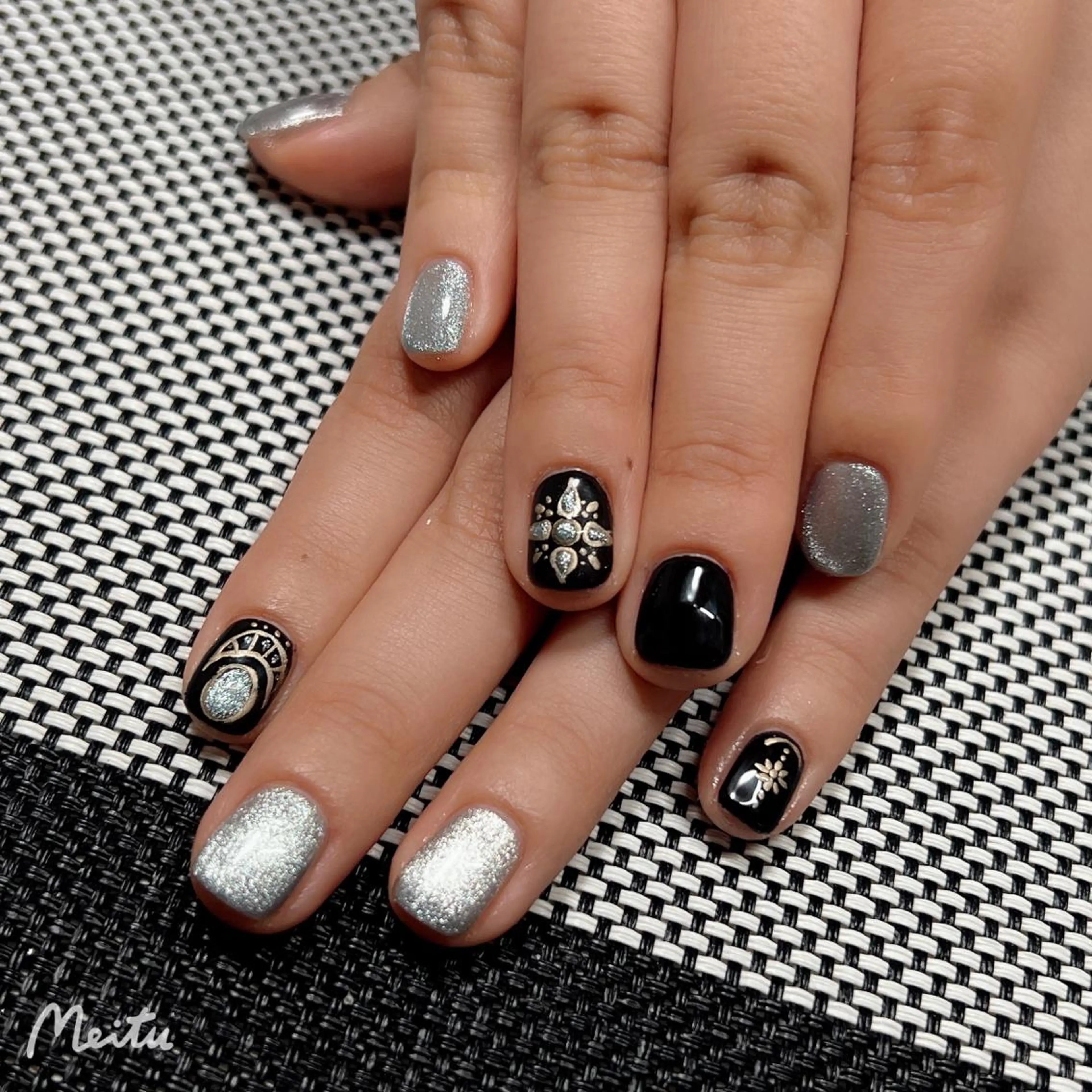 ネイル 林 ✨syousyouのネイルデザイン