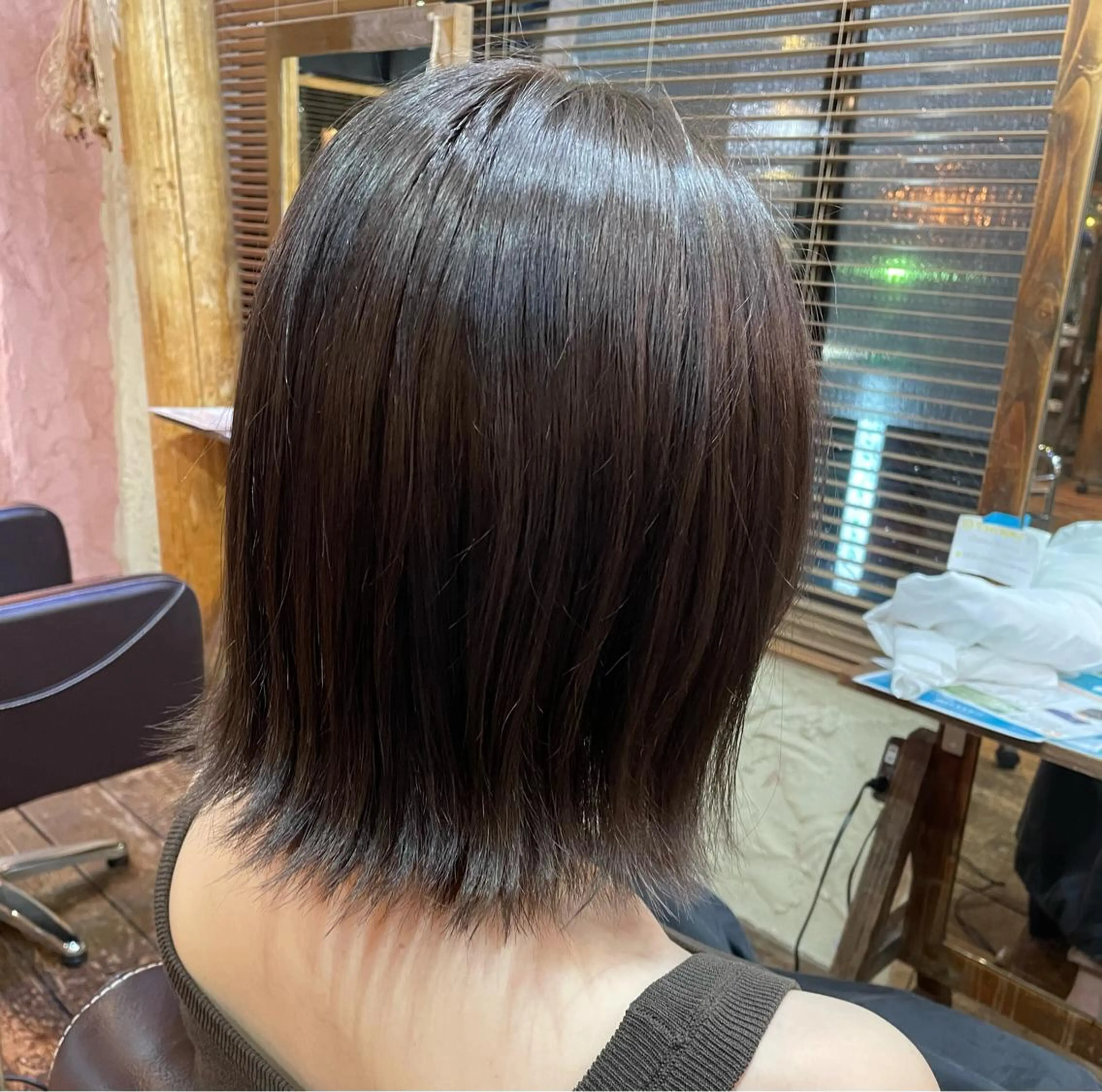 ショート カラー ボブ 外ハネヘア カット ヘアカラー メンズパーマ🌀/ 中村郁未のヘアスタイル