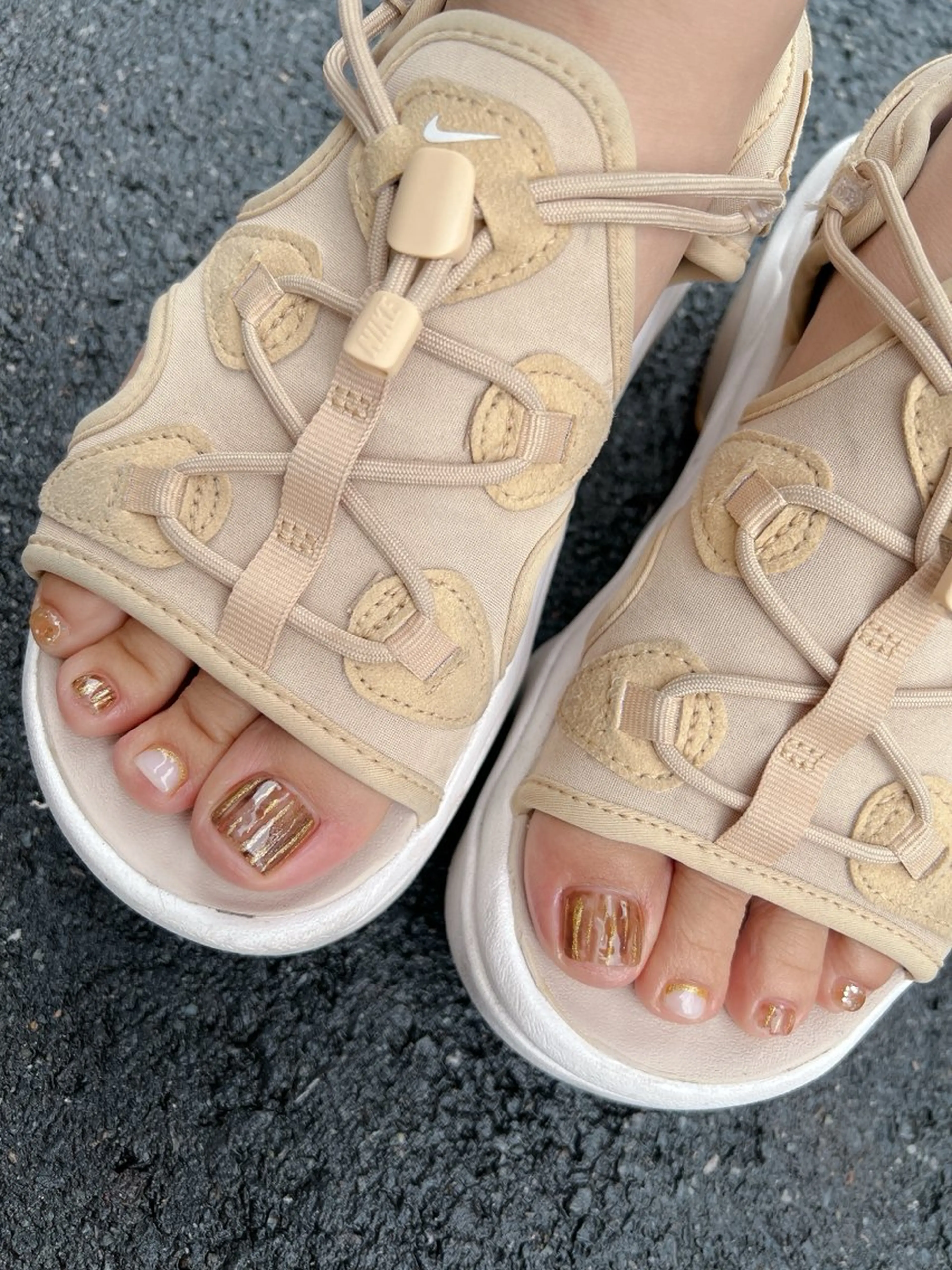 ネイル フットネイル Emi lyのネイルデザイン