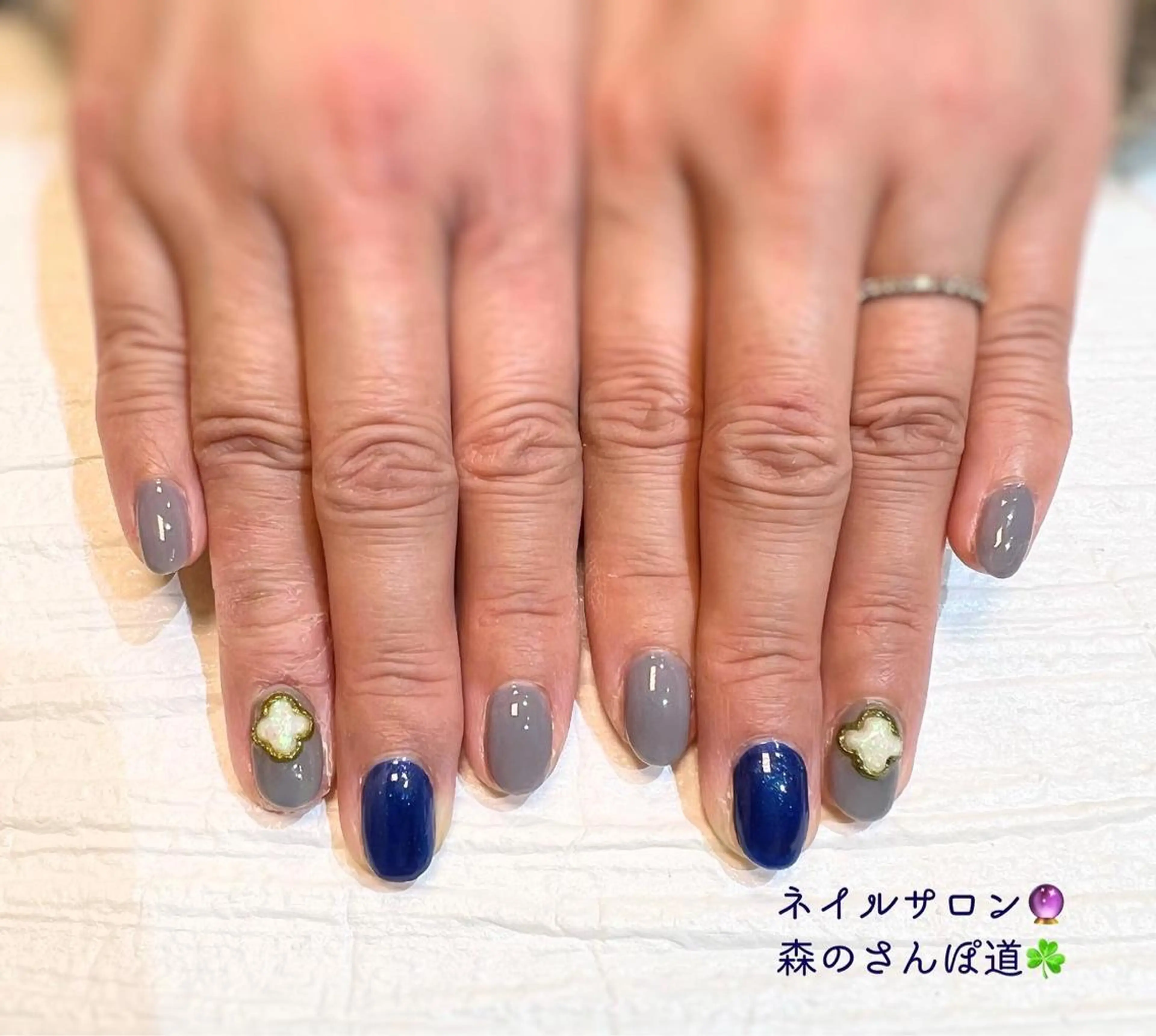 ネイル ハンドネイル ショートネイル 森のさんぽ道のネイルデザイン