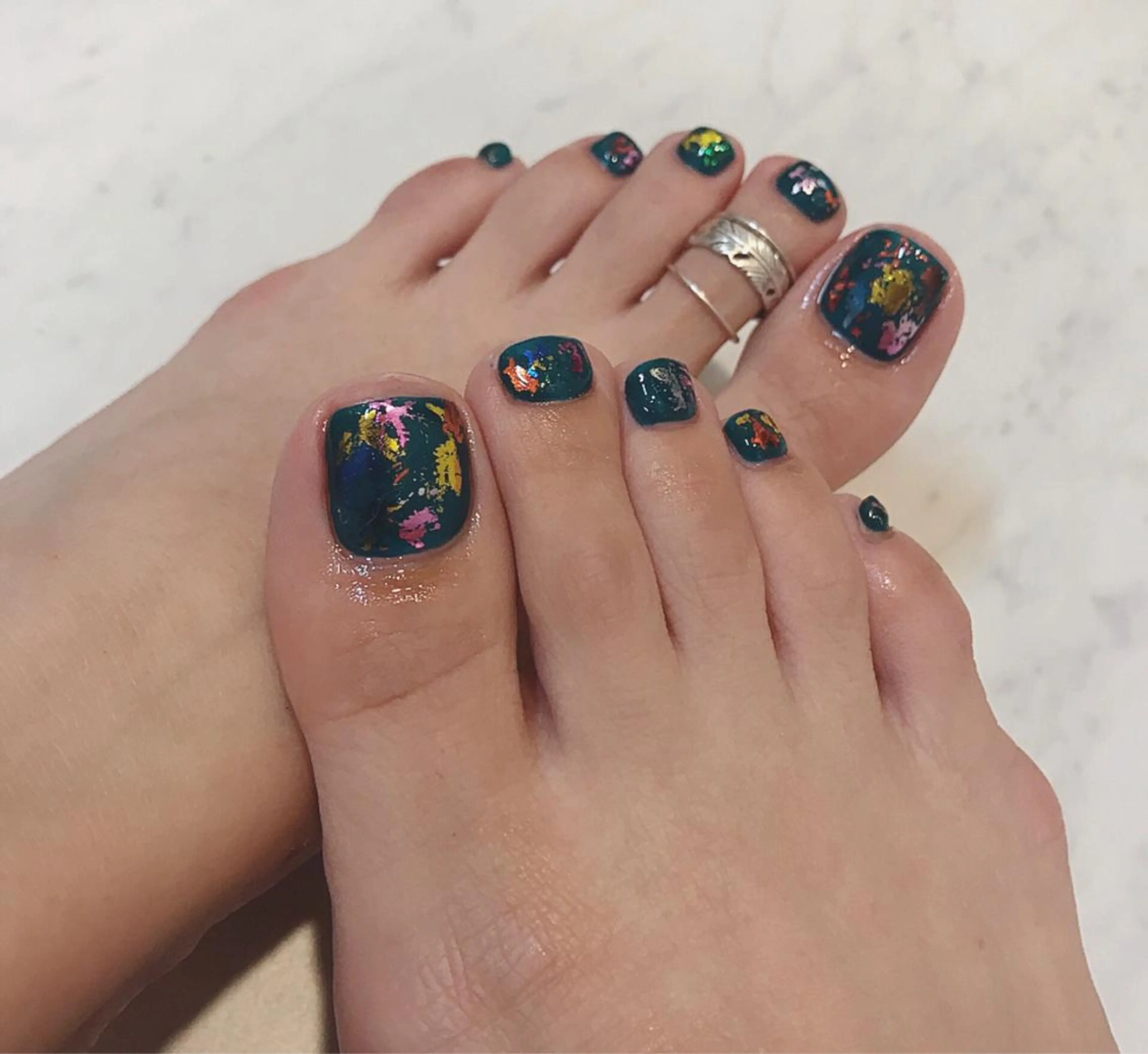 ネイル フットネイル 𝑺 𝒏𝒂𝒊𝒍✳︎のネイルデザイン