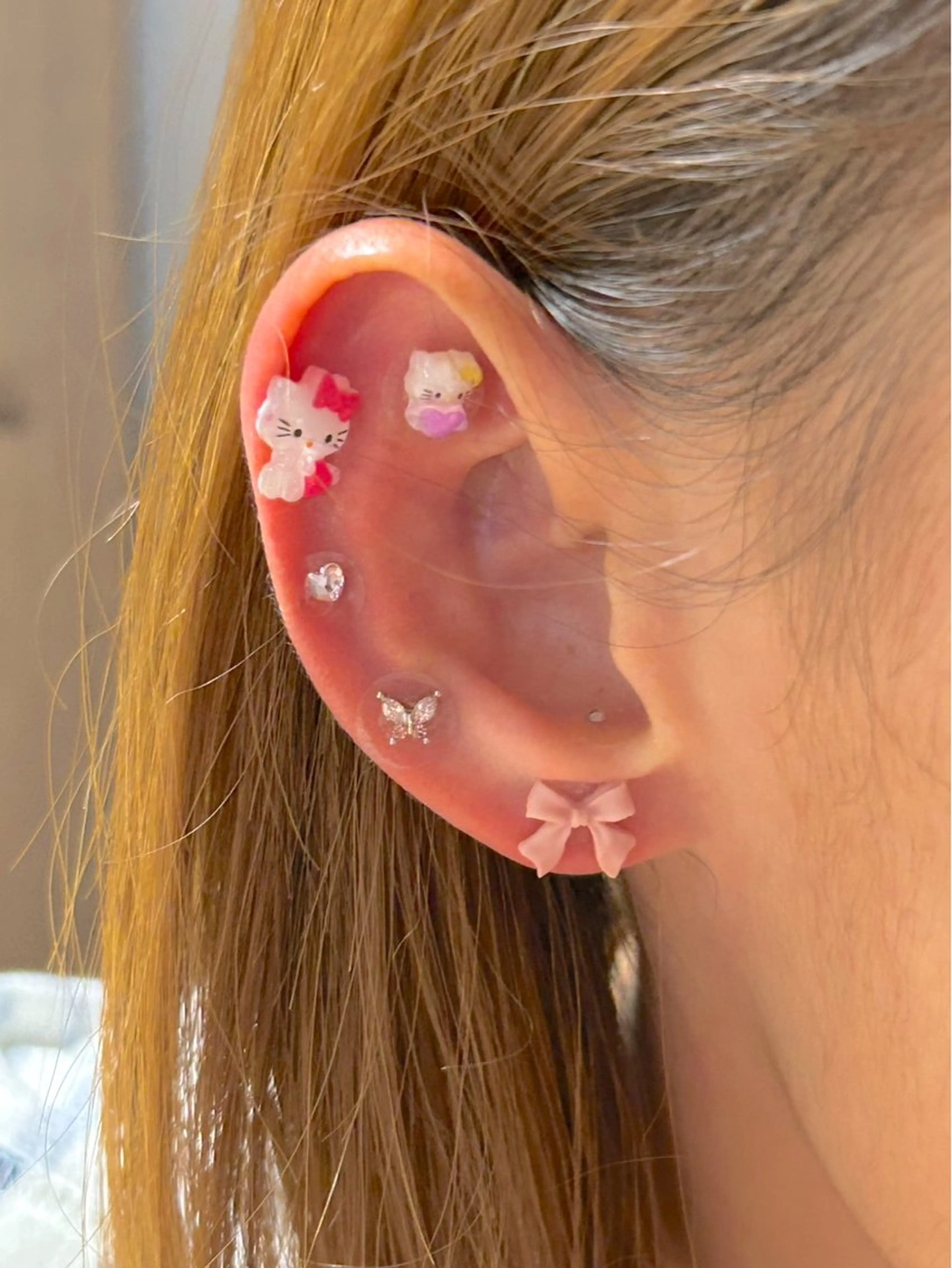 耳ツボjewelry付け放題💎👂🏼💚の写真