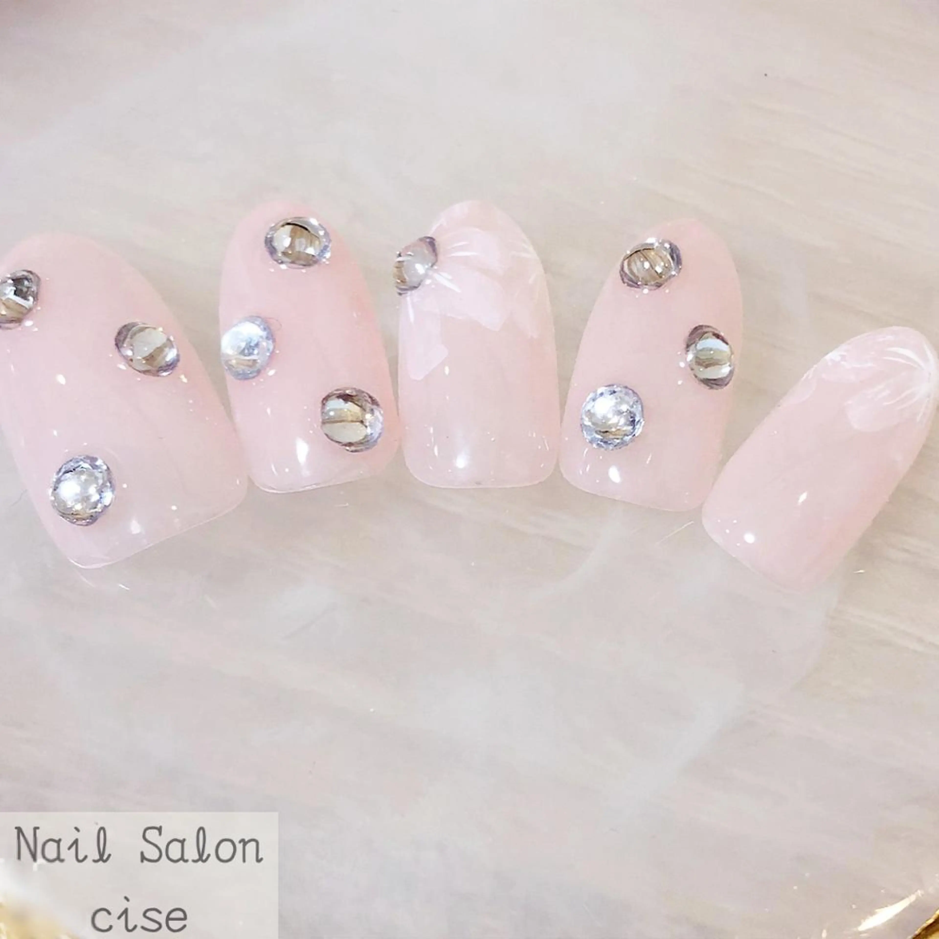 ネイル ワンホンネイル ハンドネイル Nail Salon cise所属・Nail Salon ciseのネイルデザイン