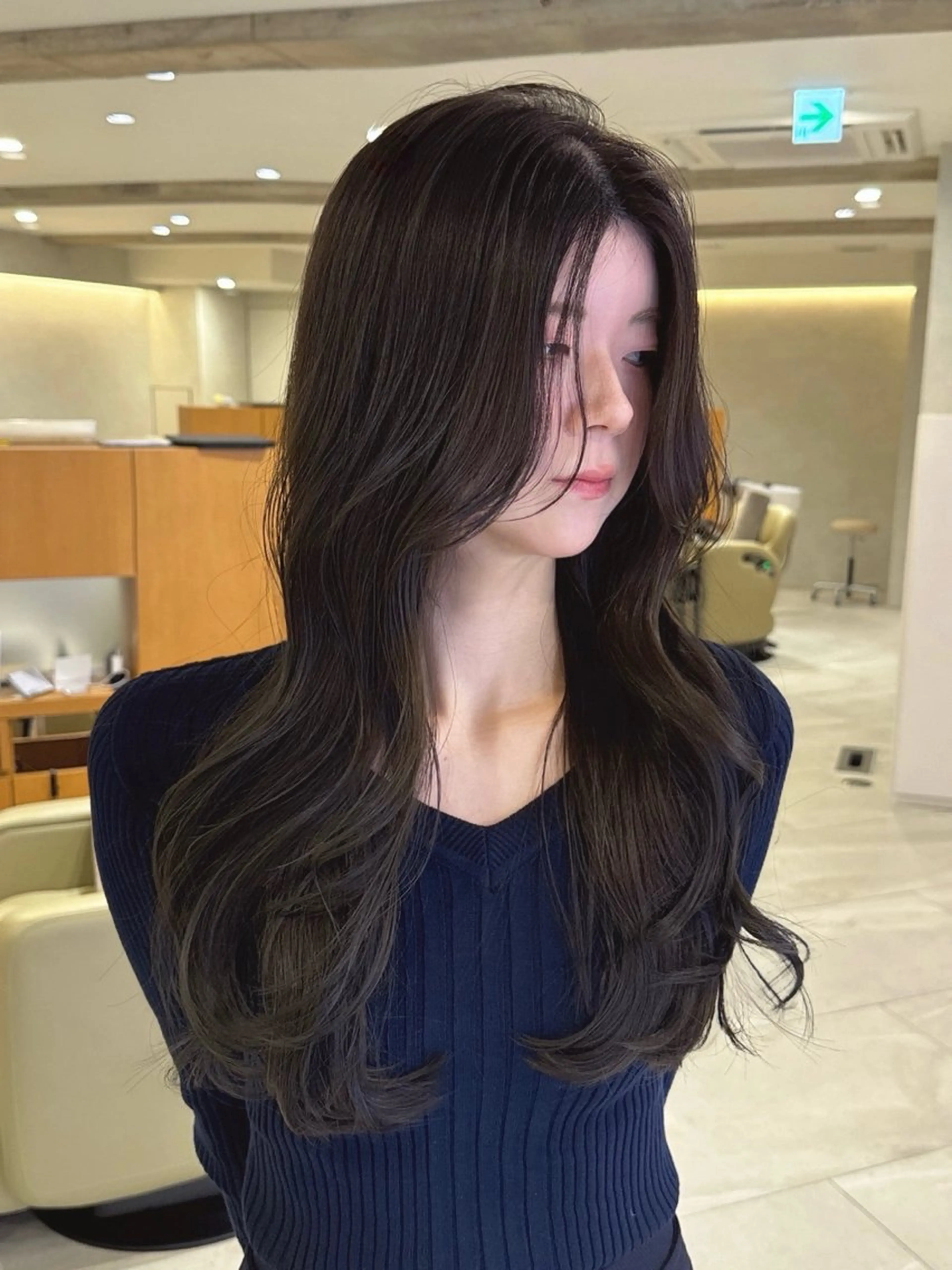 ロング カット ヘアカラー トリートメント MISATO THIRD SHOPのヘアスタイル