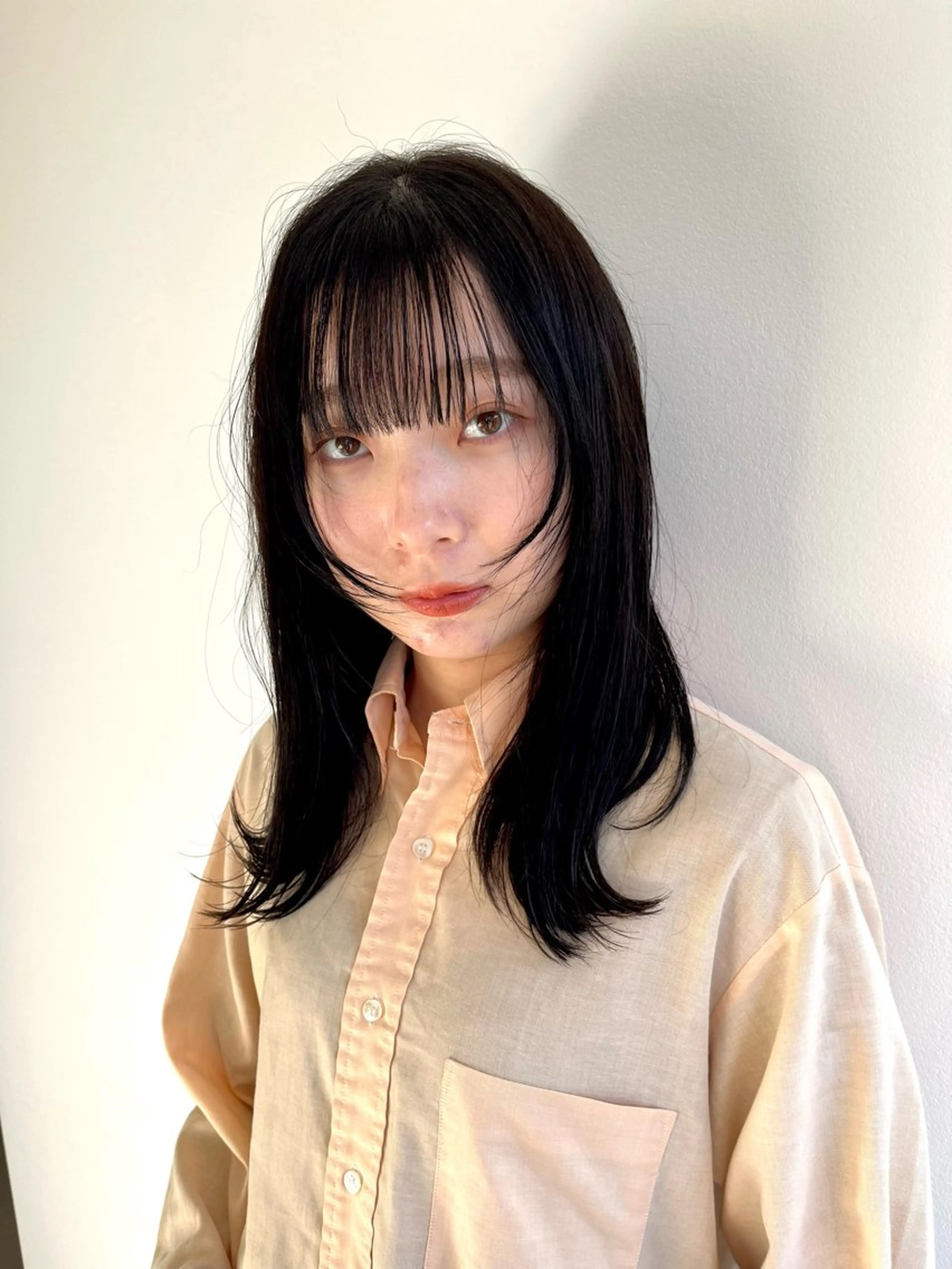 セミロング 顔まわりレイヤー 顔周りカット レイヤーカット レディースカット 金山/hina🍃のヘアスタイル