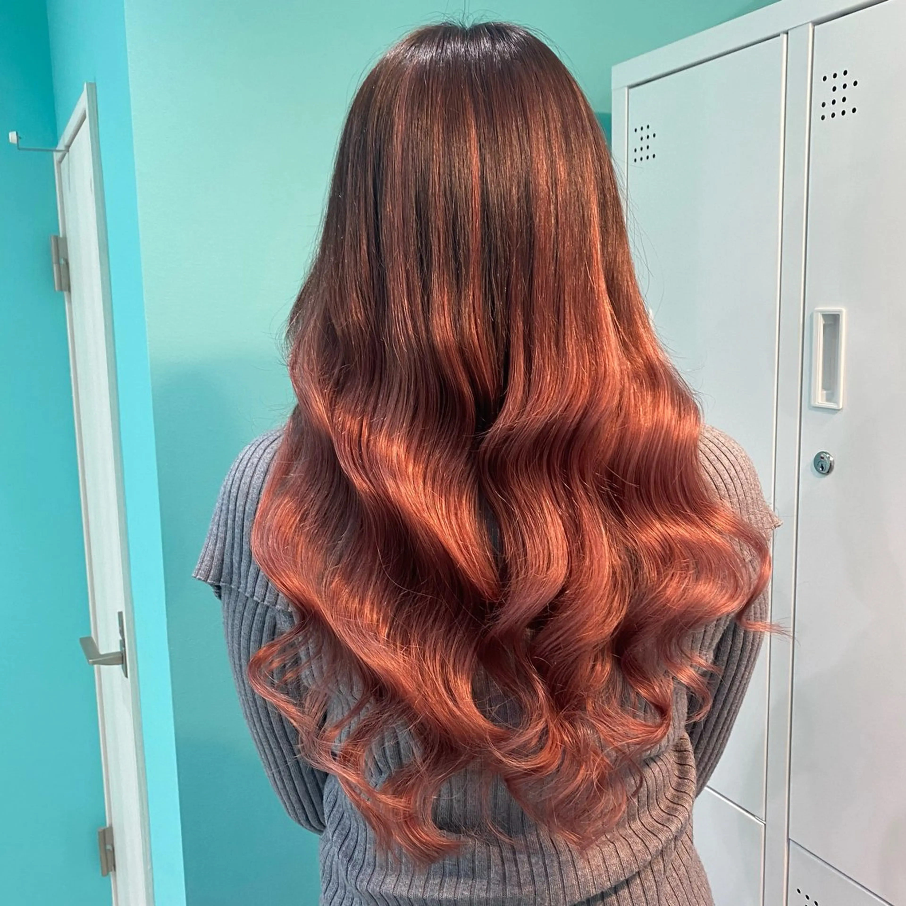 ロング 本間 めいみのヘアスタイル
