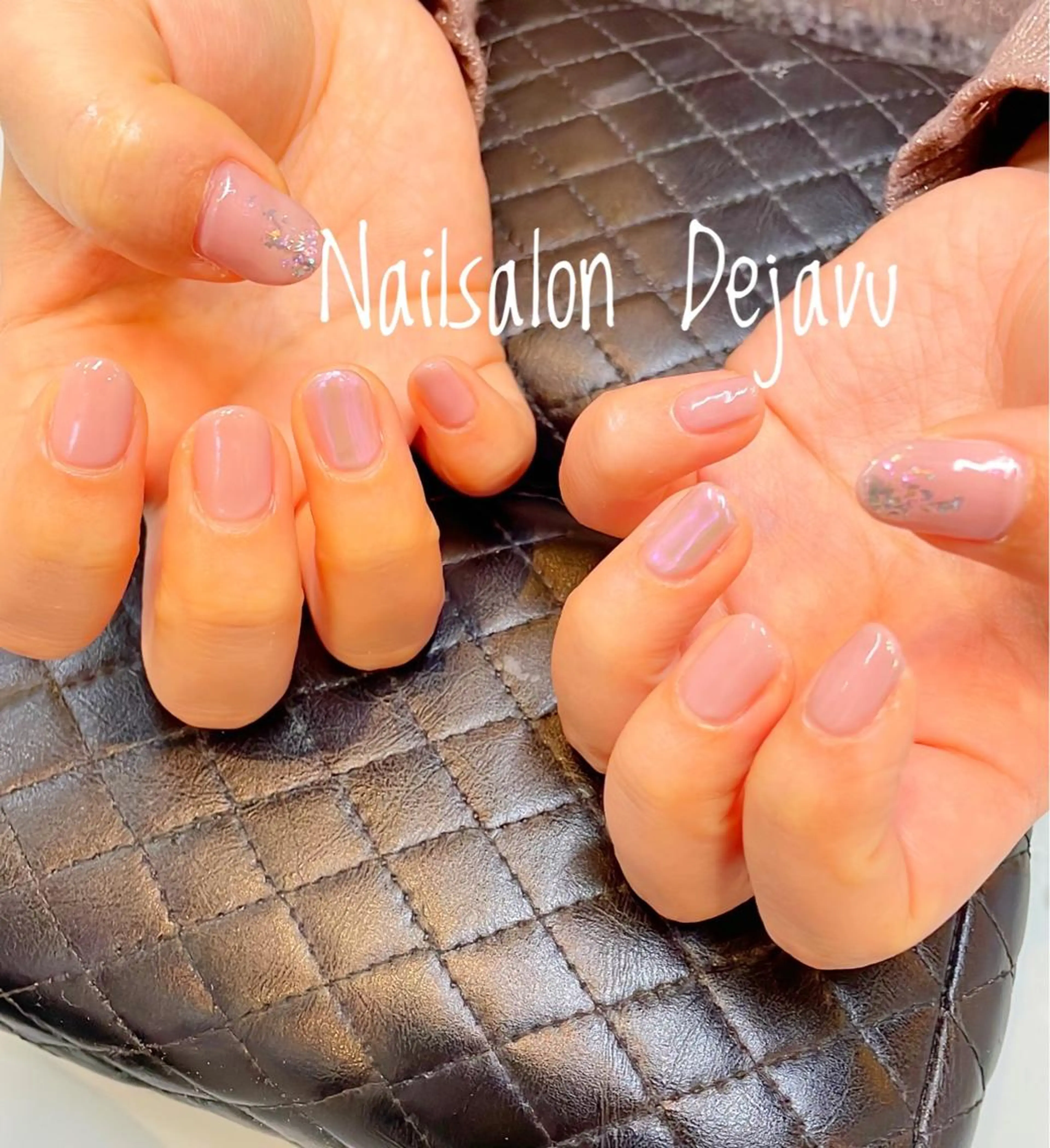 ネイル オーロラネイル Nailsalon Dejavuのネイルデザイン