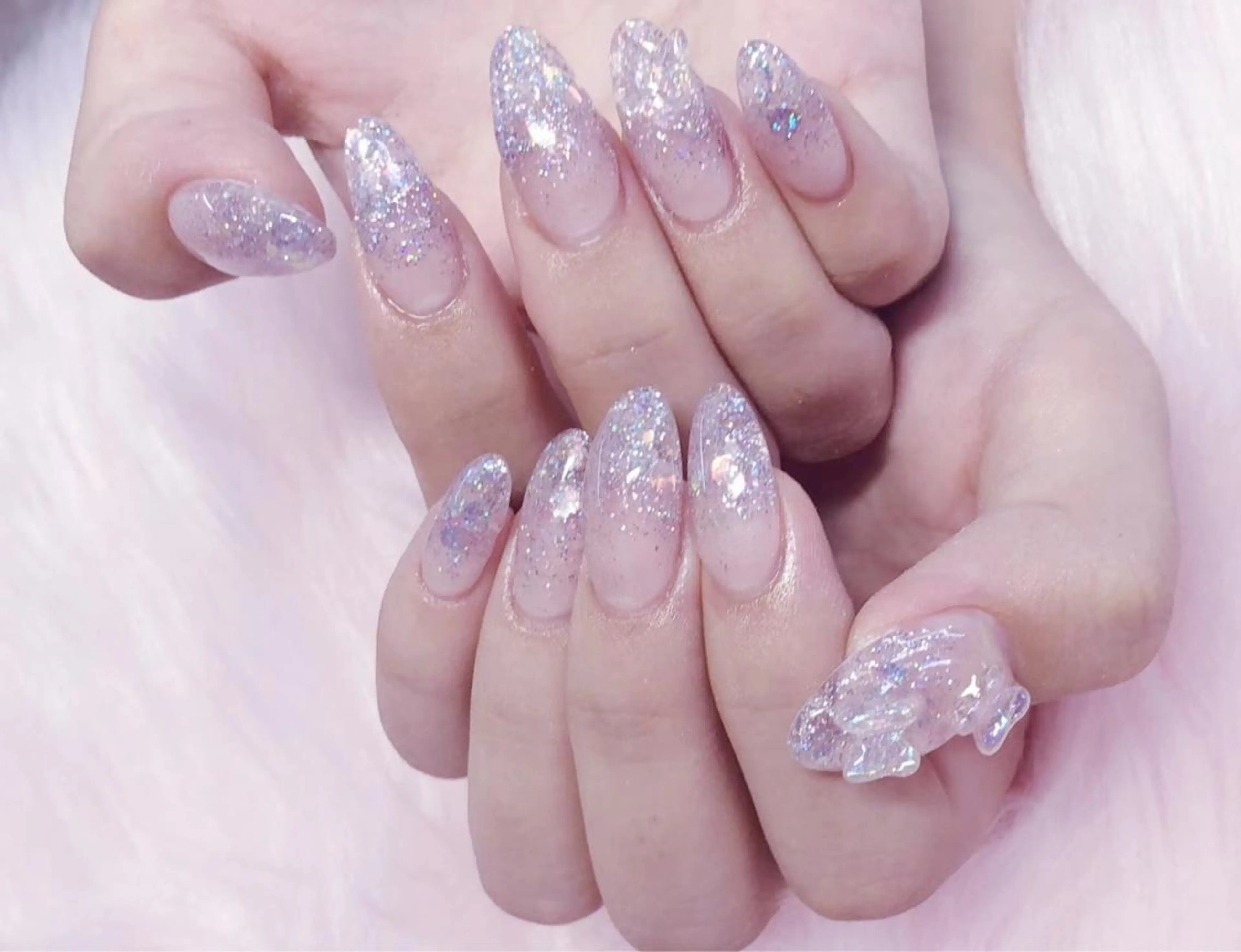 ネイル ハンドネイル MoonNail ユリ🌸のネイルデザイン