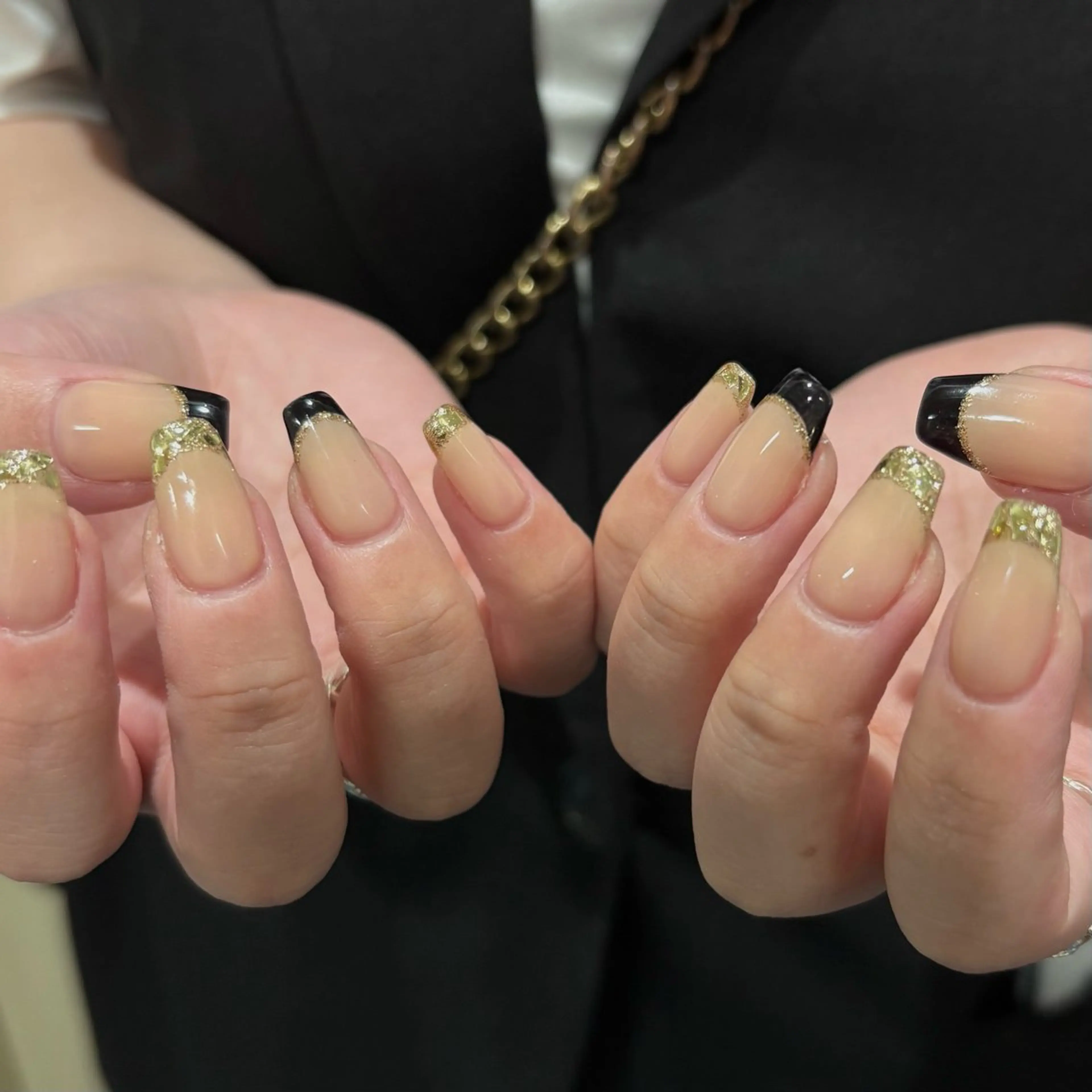 ミディアム minuit RIO🪽のネイルデザイン