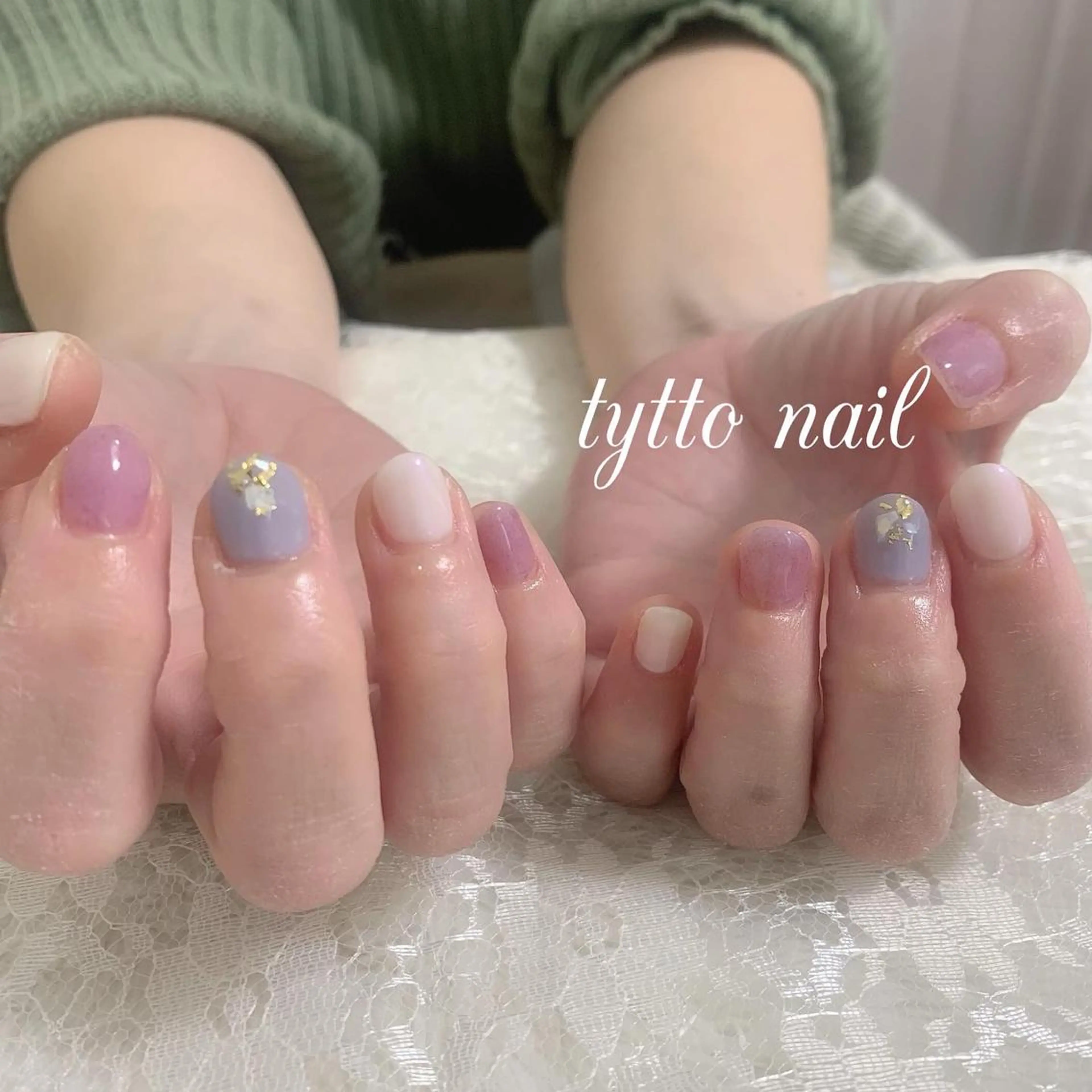 ネイル オーロラネイル 韓国ネイル オフィスネイル パープル 春ネイル ハンドネイル tytto nail ❤︎‪‪eri‪‪のネイルデザイン