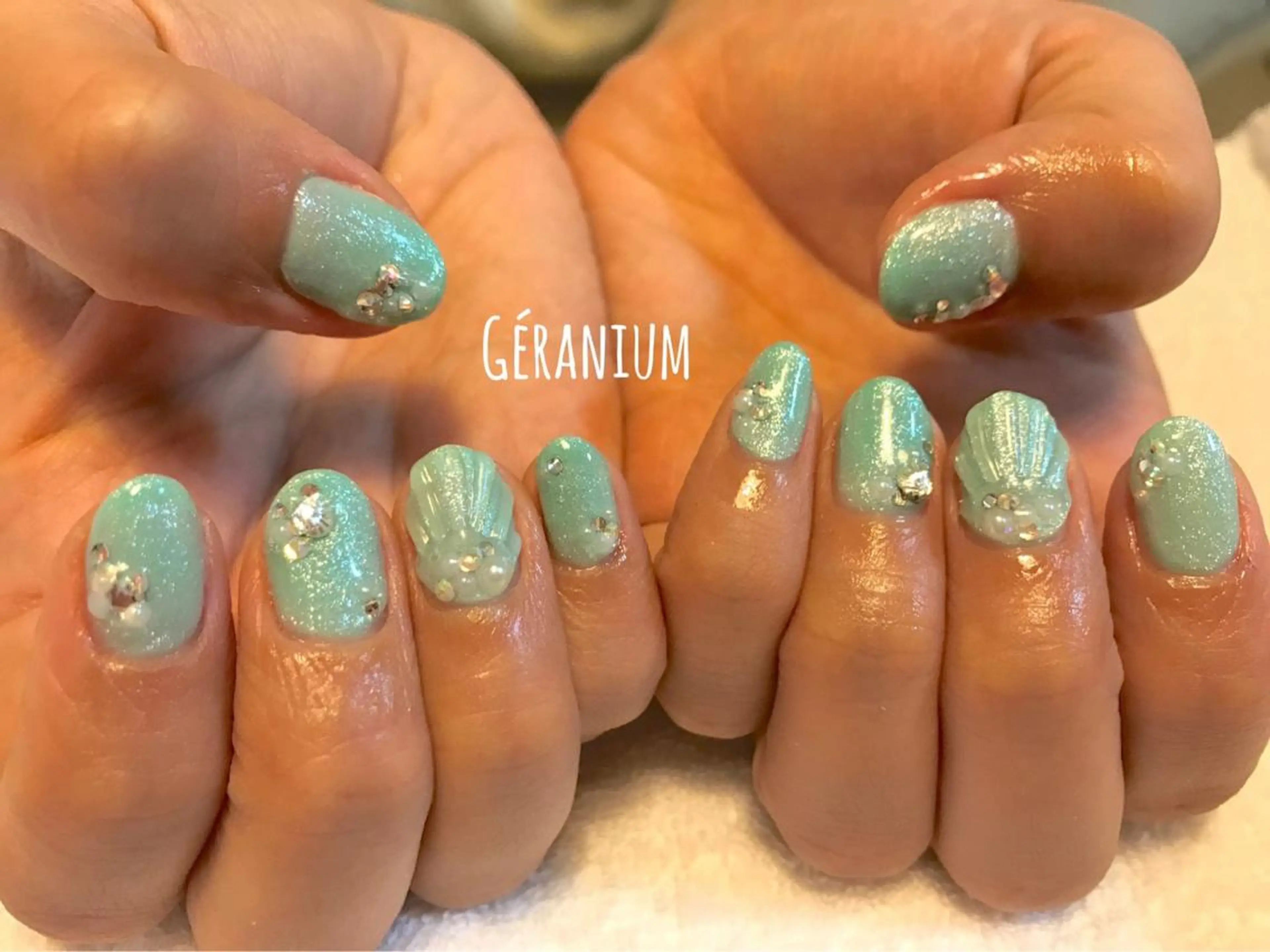 ネイル GéRanium Harukaのネイルデザイン