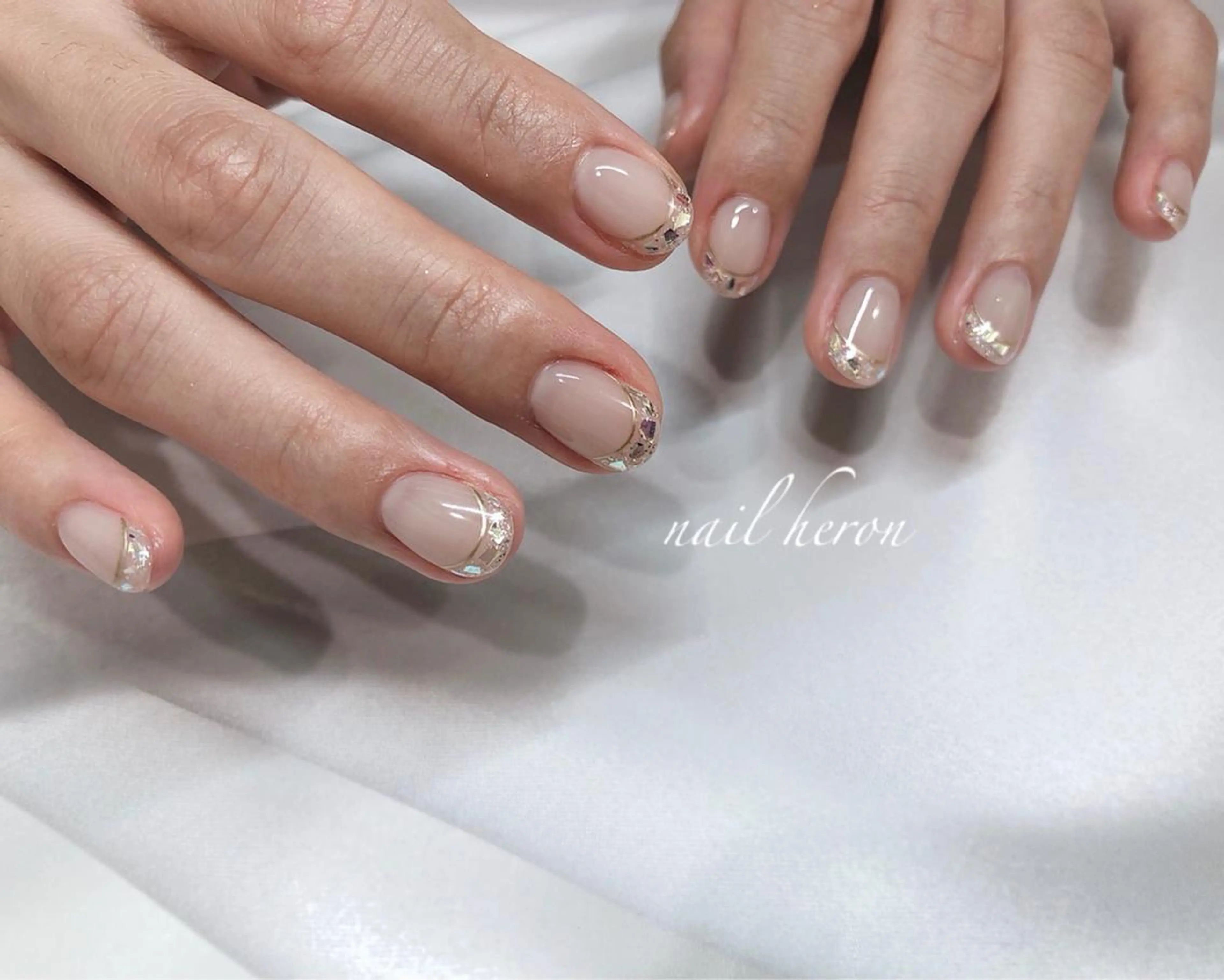 ネイル フレンチネイル ガラスフレンチ ハンドネイル saki_ nail heronのネイルデザイン