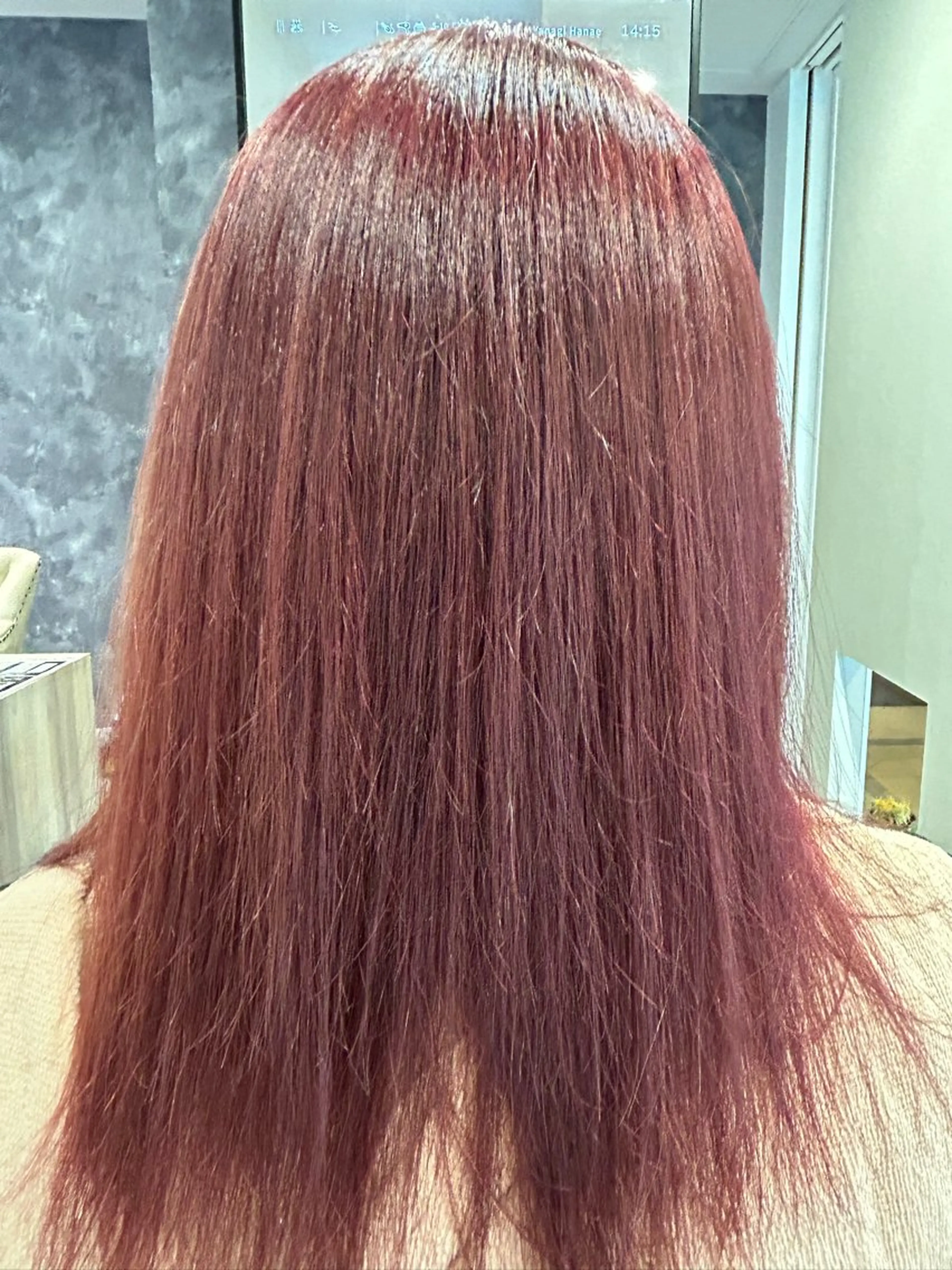 ミディアム カラー 五ノ井 一世のヘアスタイル