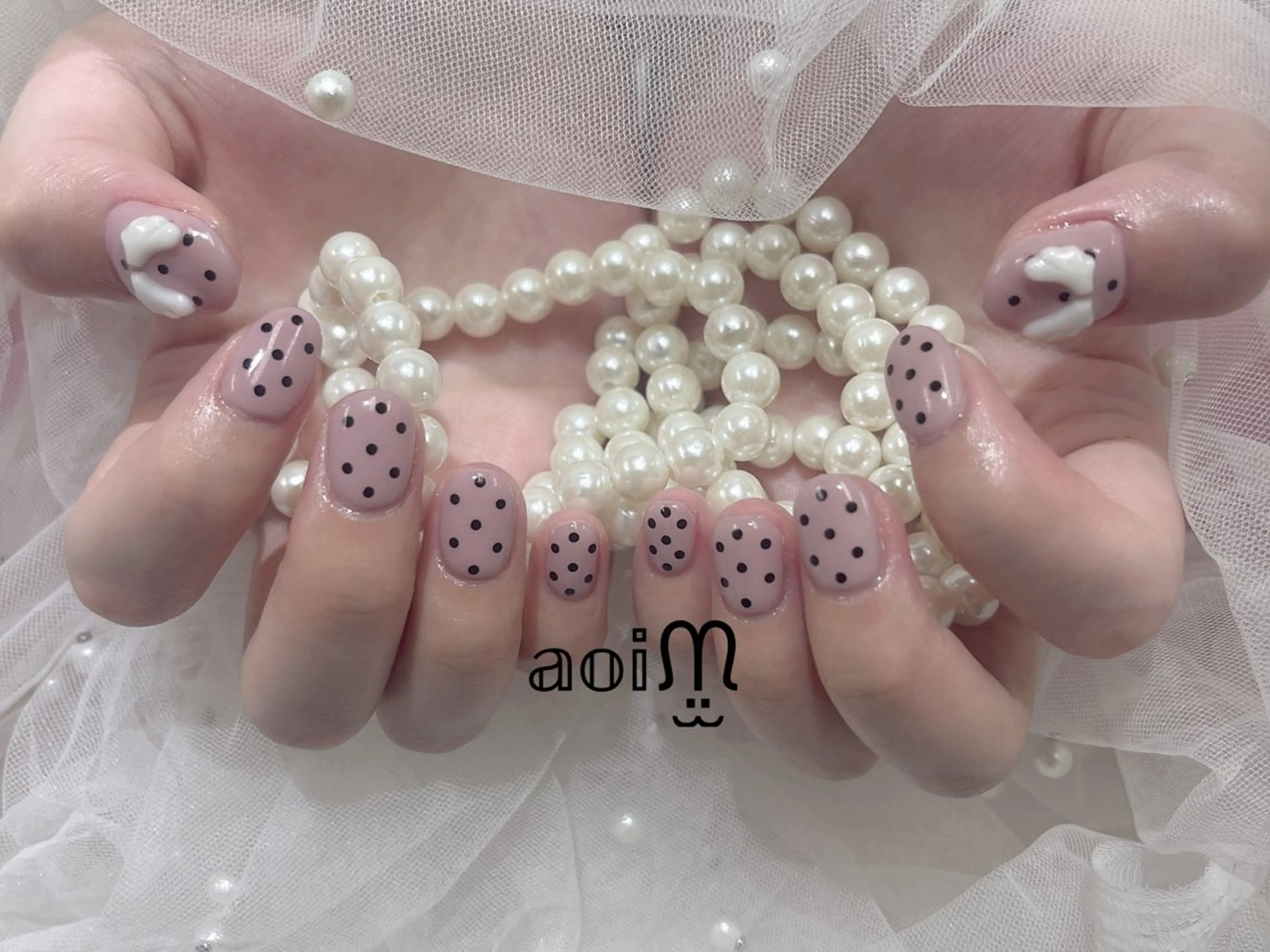 ネイル シンプルネイル 葵うさぎ AIのネイルデザイン