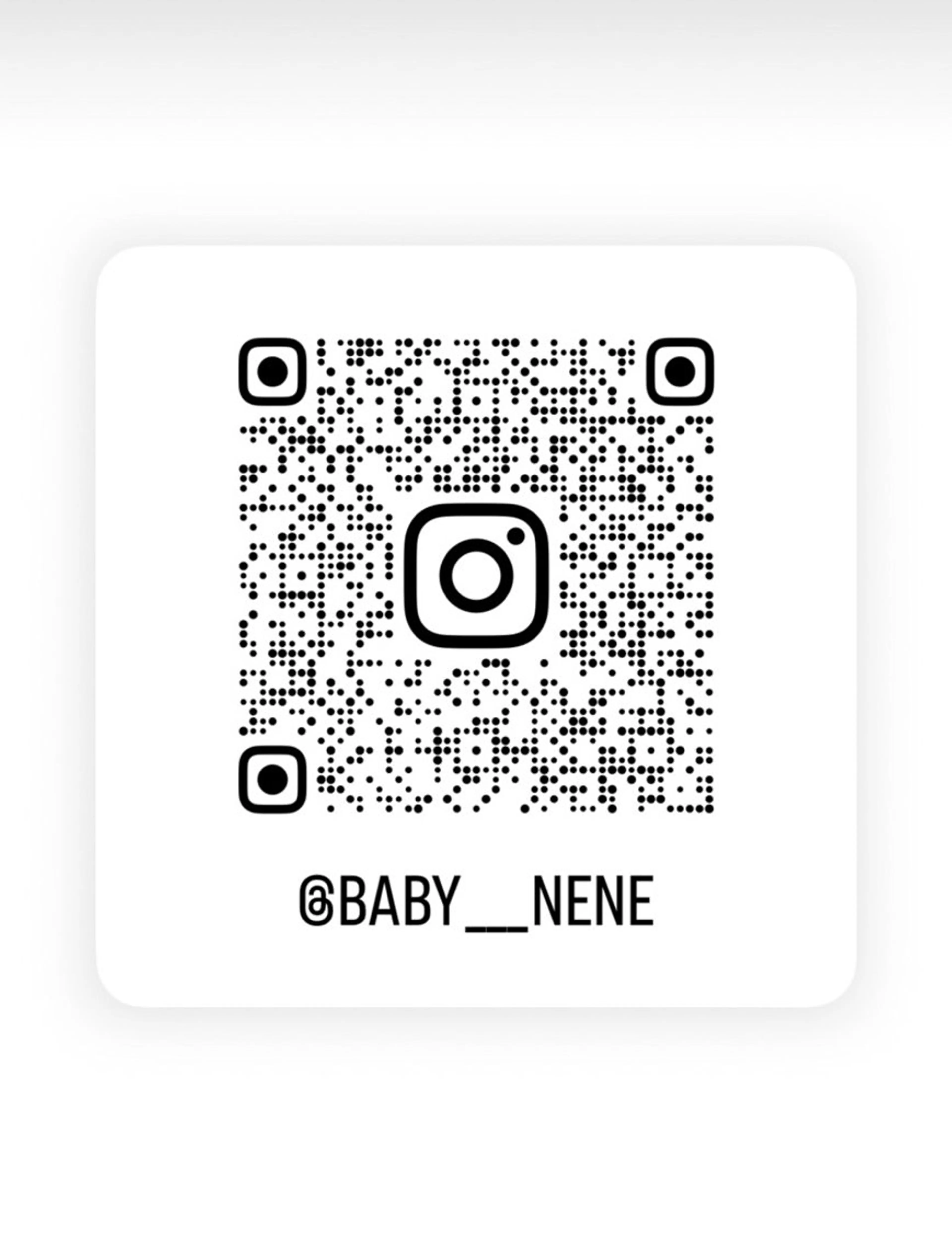 NENE🌿ブリーチ 無しダブルカラーのヘアスタイル