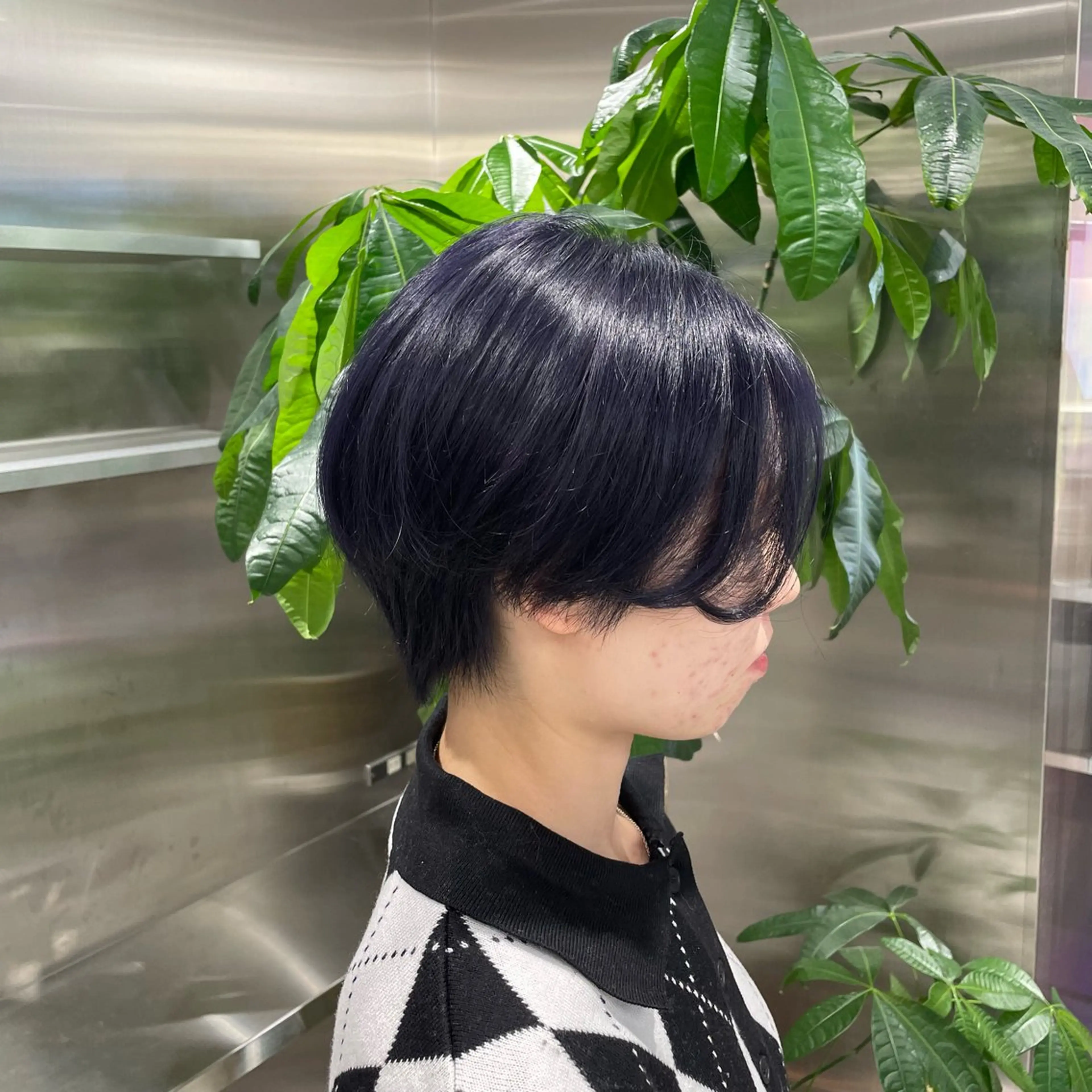 ショート カラー sawaka🪽うる 艶カラー/レイヤーのヘアスタイル