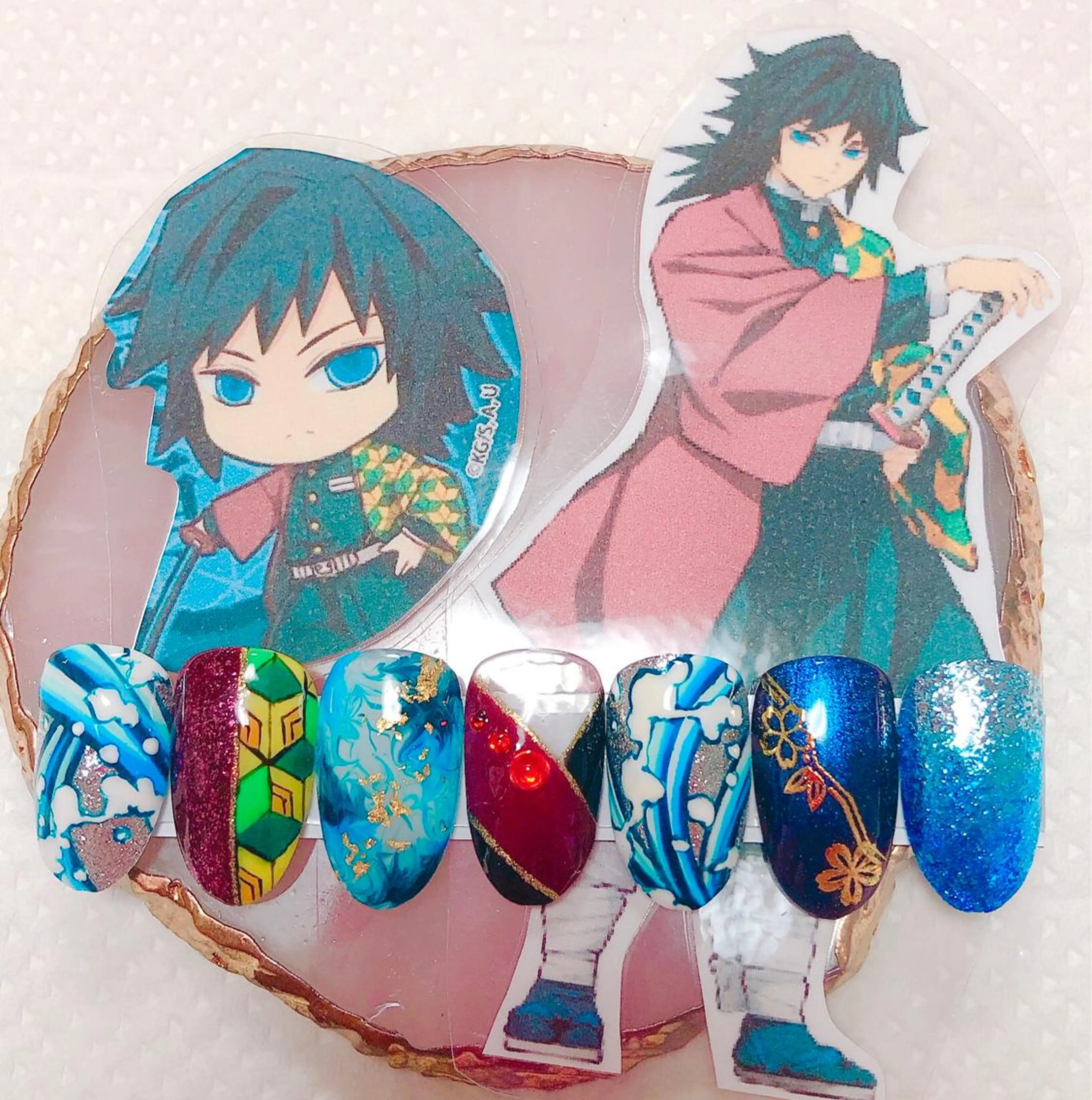 ネイル CROWN プライベートサロンのネイルデザイン