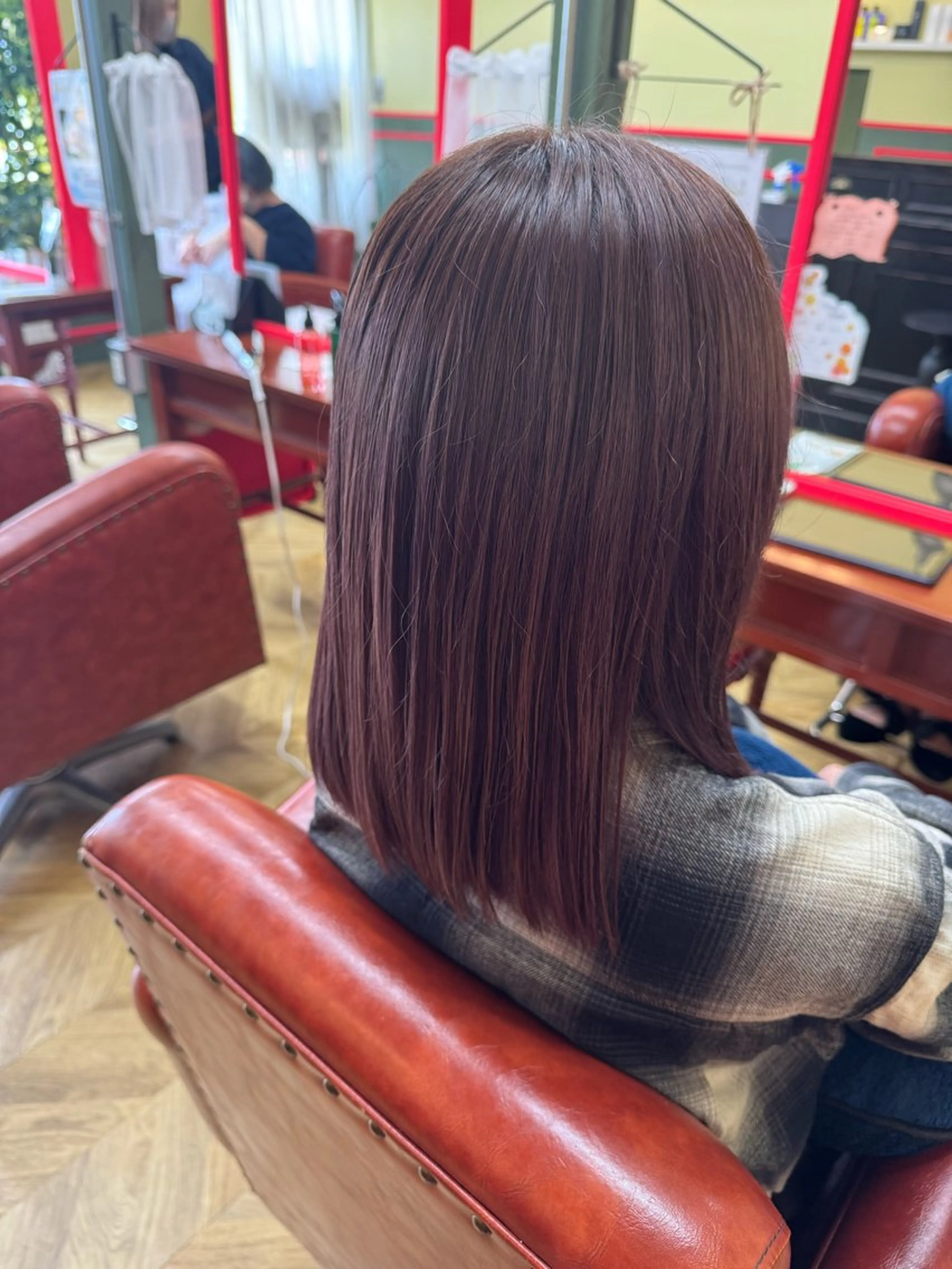 ミディアム カラー ヘアカラー 米倉 麻衣のヘアスタイル