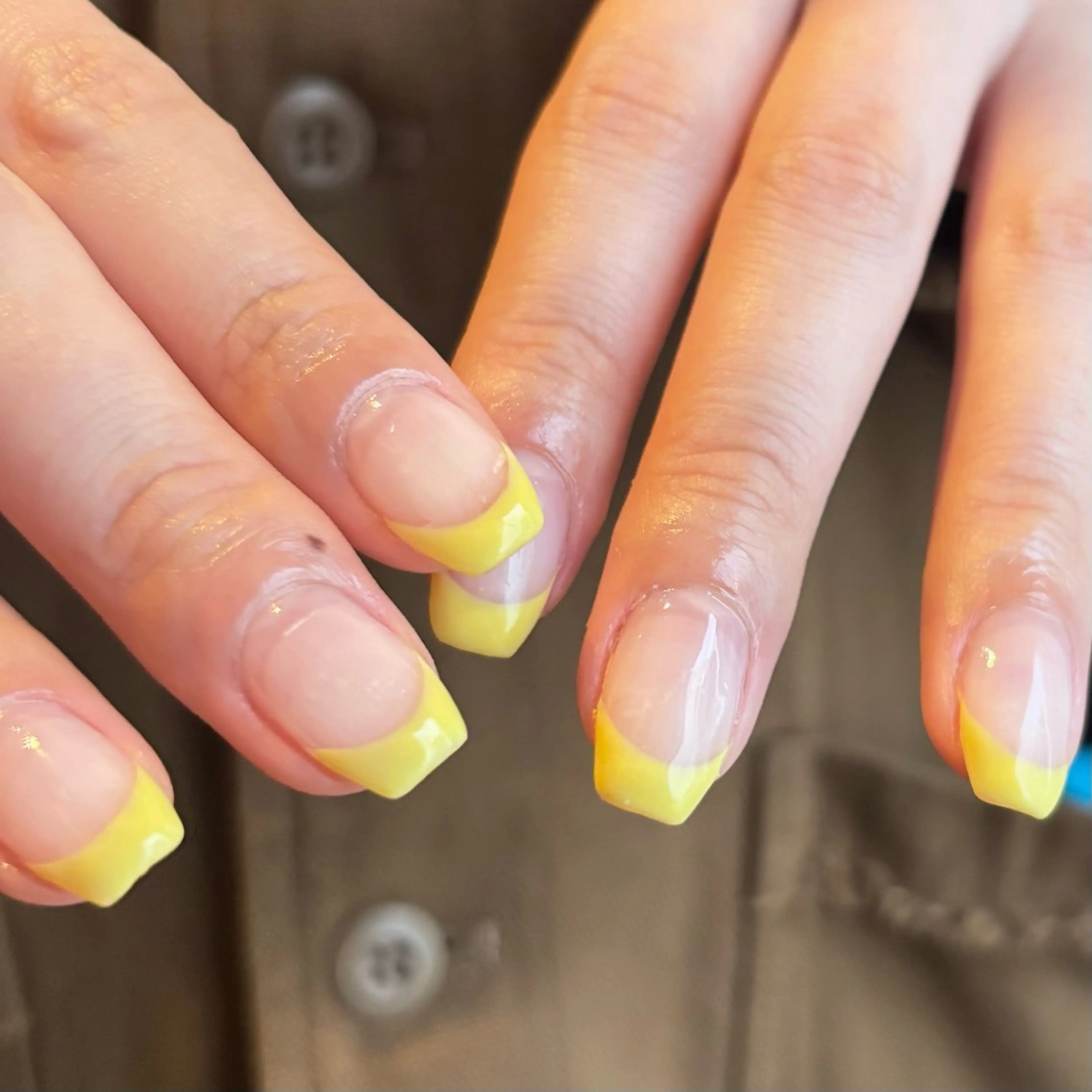 ネイル フレンチネイル ハンドネイル scré as Ételのネイルデザイン