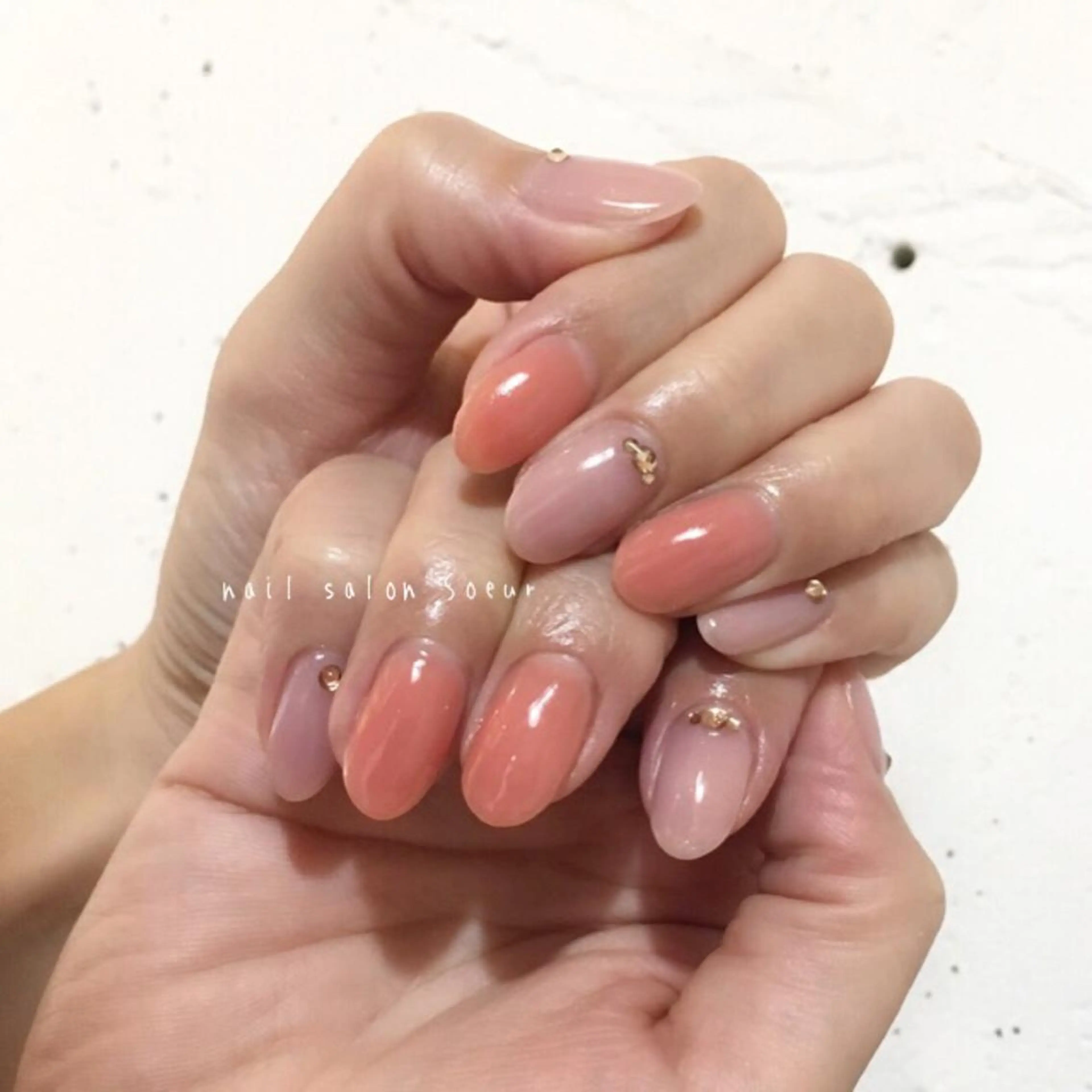 ネイル クリアネイル ジェルネイル ワンカラーネイル オレンジ ストーンネイル ハンドネイル nail salon Soeurのネイルデザイン