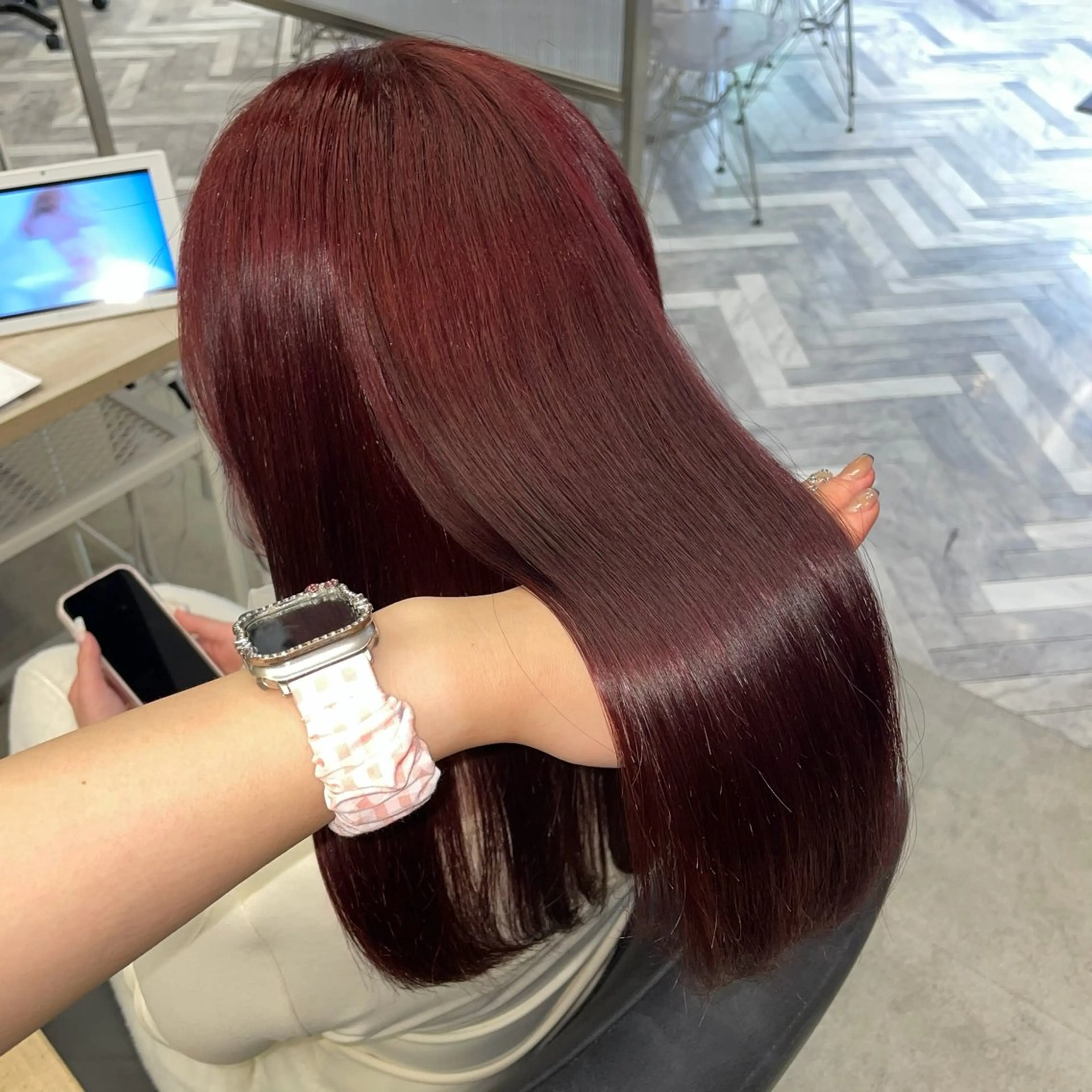 セミロング カラー ヘアカラー ななみ.⋆𝜗𝜚 暖色艶カラー/まつパのヘアスタイル