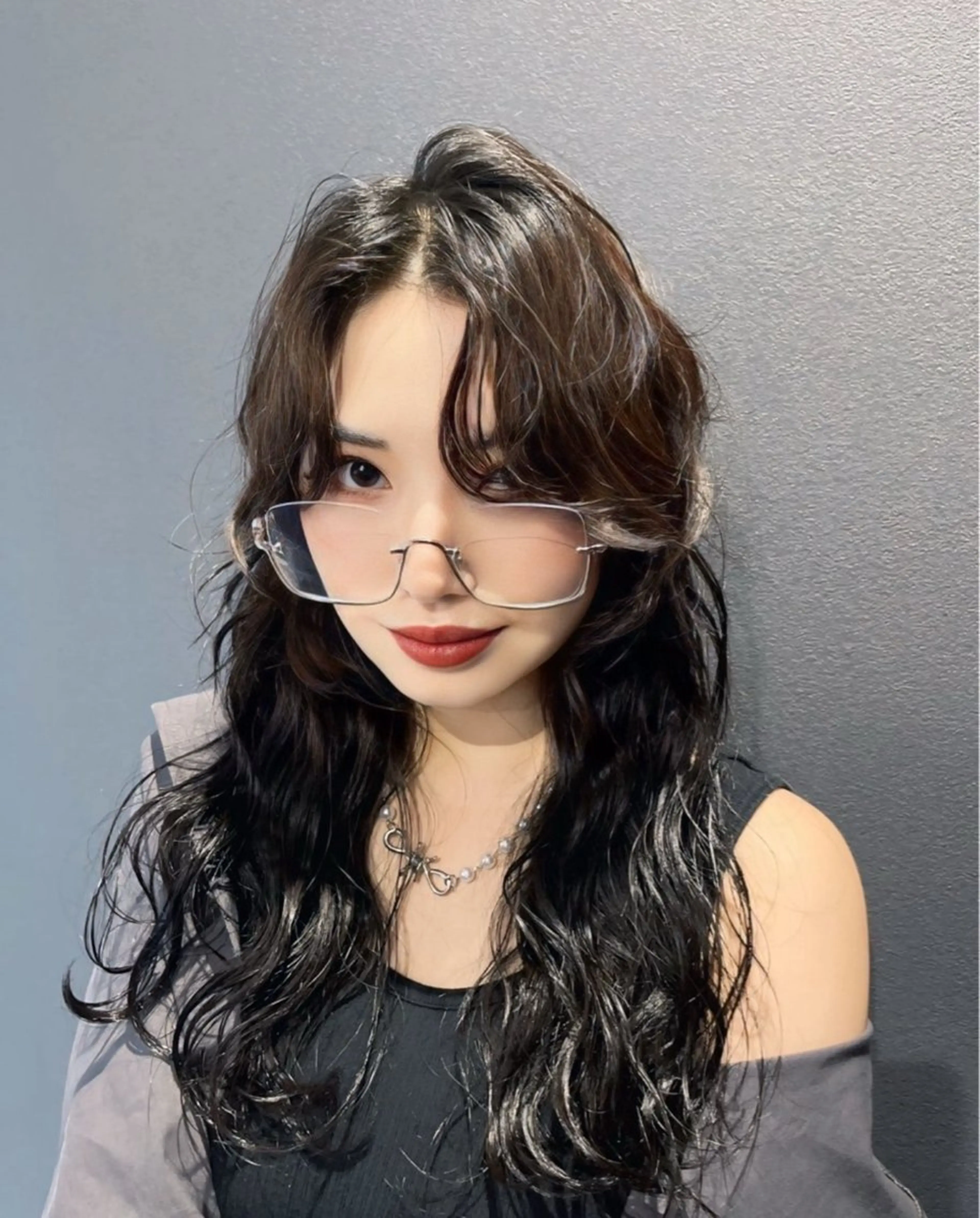 ロング ケアブリーチ/透明感 カラー🤍YURIAのヘアスタイル