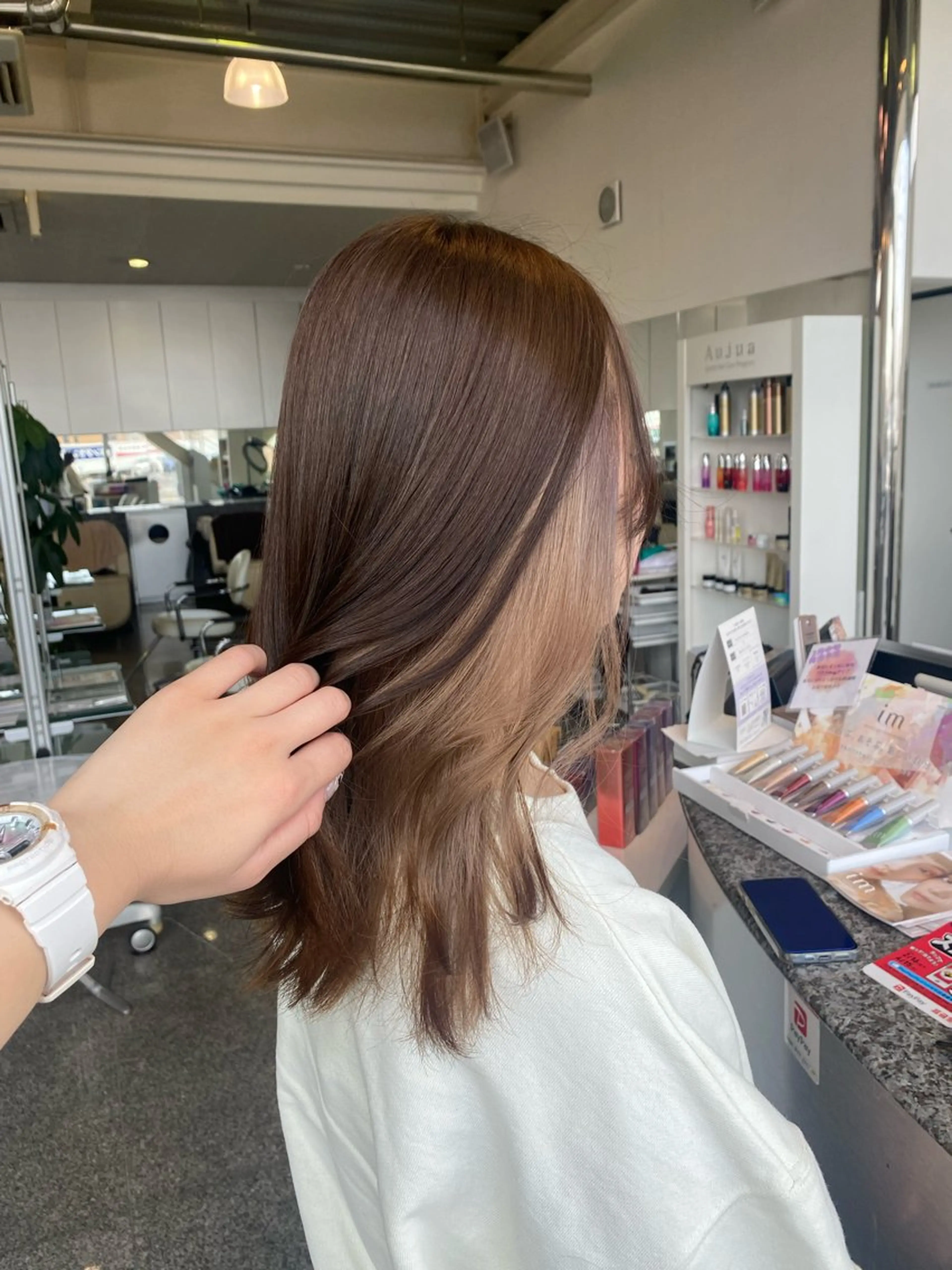 ミディアム 大森 有紗のヘアスタイル