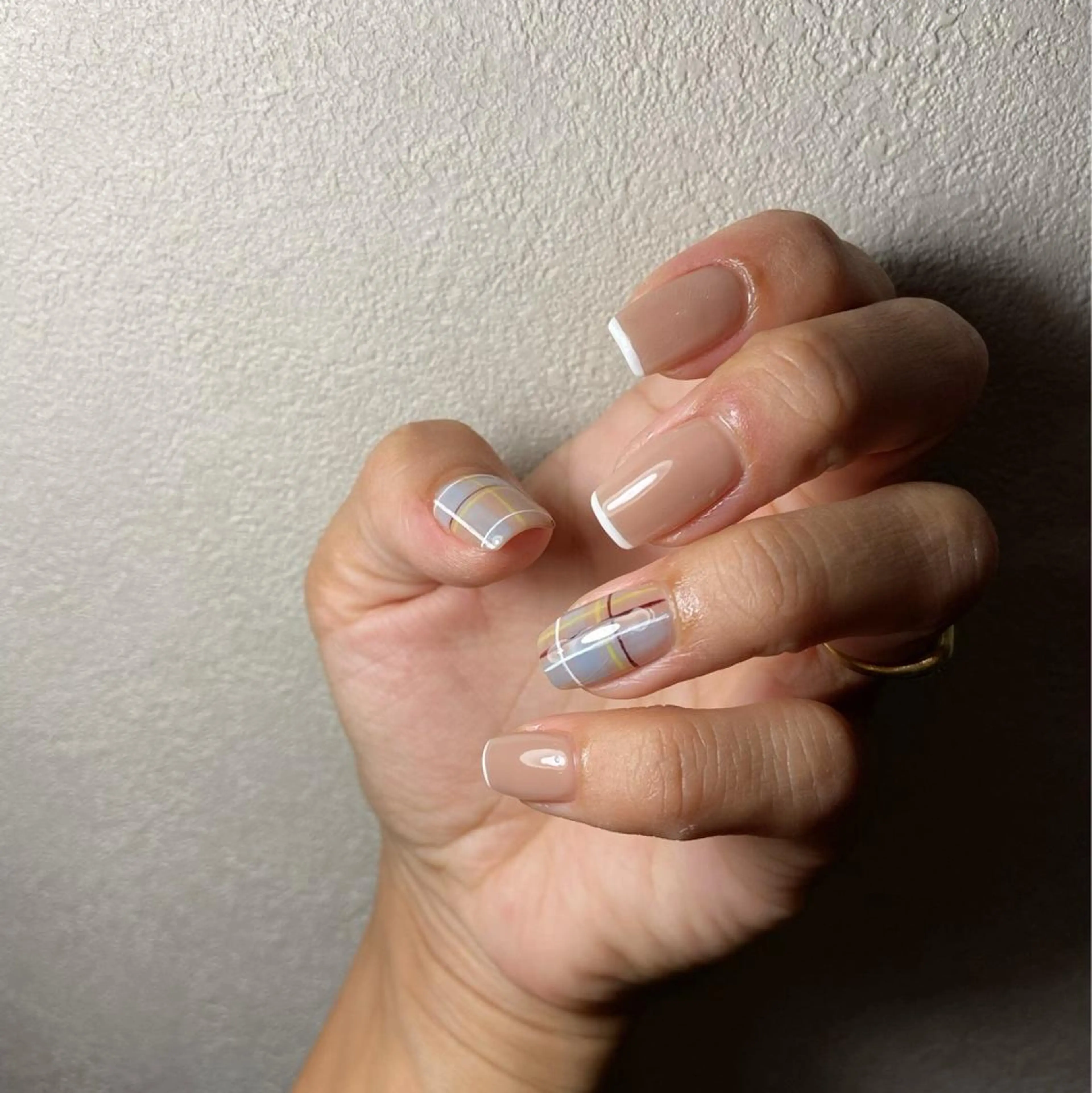 カラー ネイル マツエク・マツパ ブラウンカラー テラコッタ カラーマツエク べっ甲ネイル ブラウン nail salon ADORE所属・Adore nailのネイルデザイン