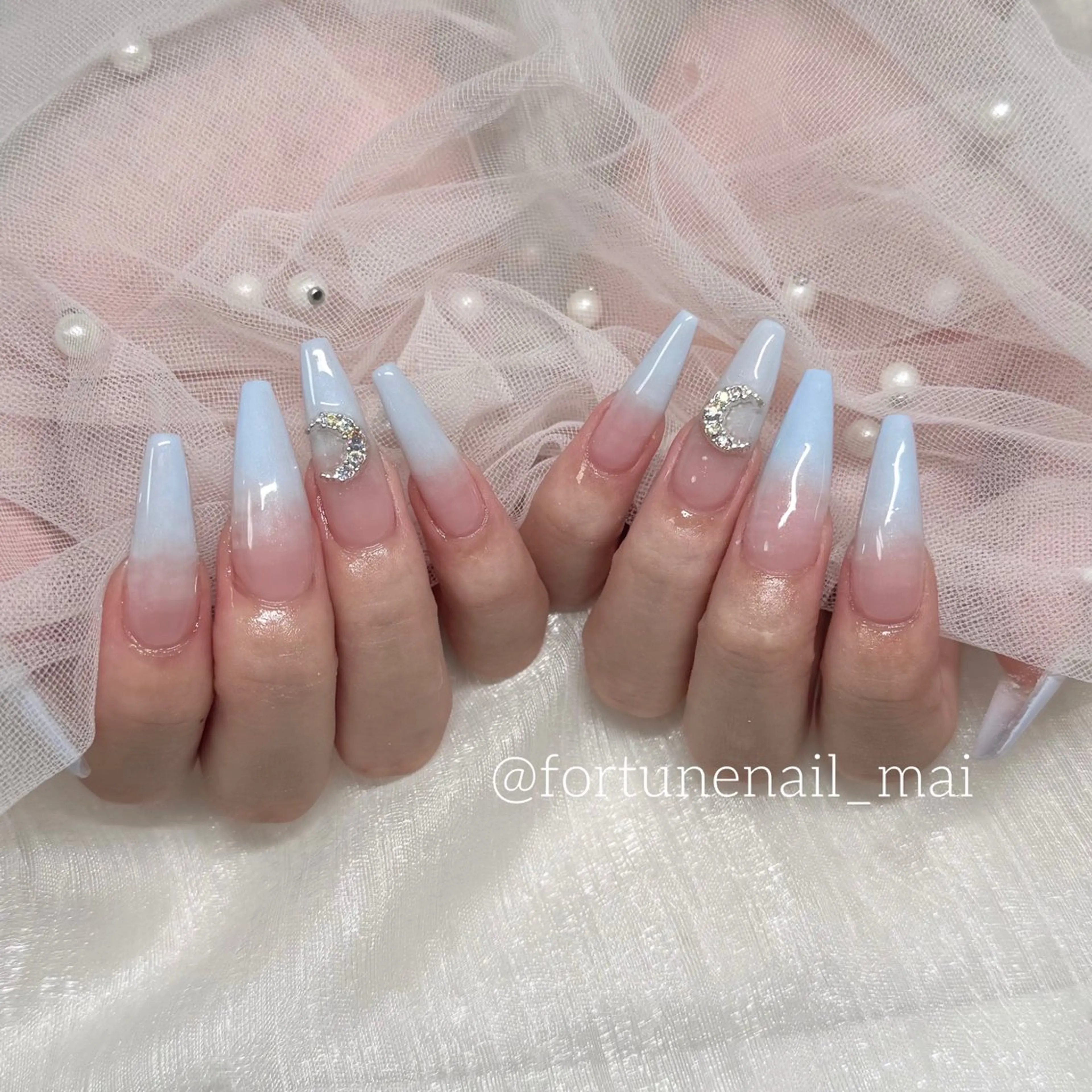 ネイル 水色 ハンドネイル 🎀Mai 🎀✩.*のネイルデザイン