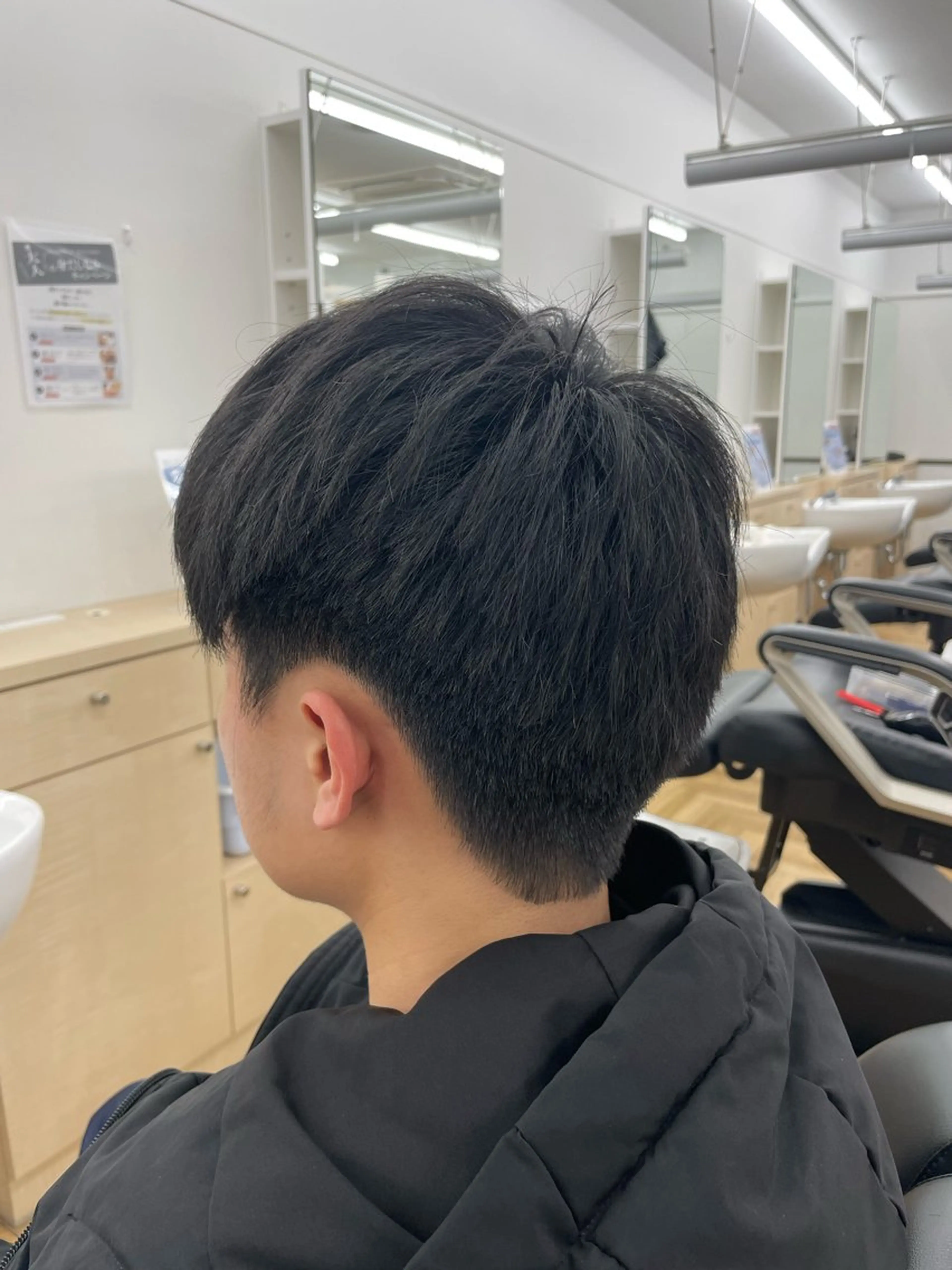 ミディアム メンズ 西沢 良彌のヘアスタイル