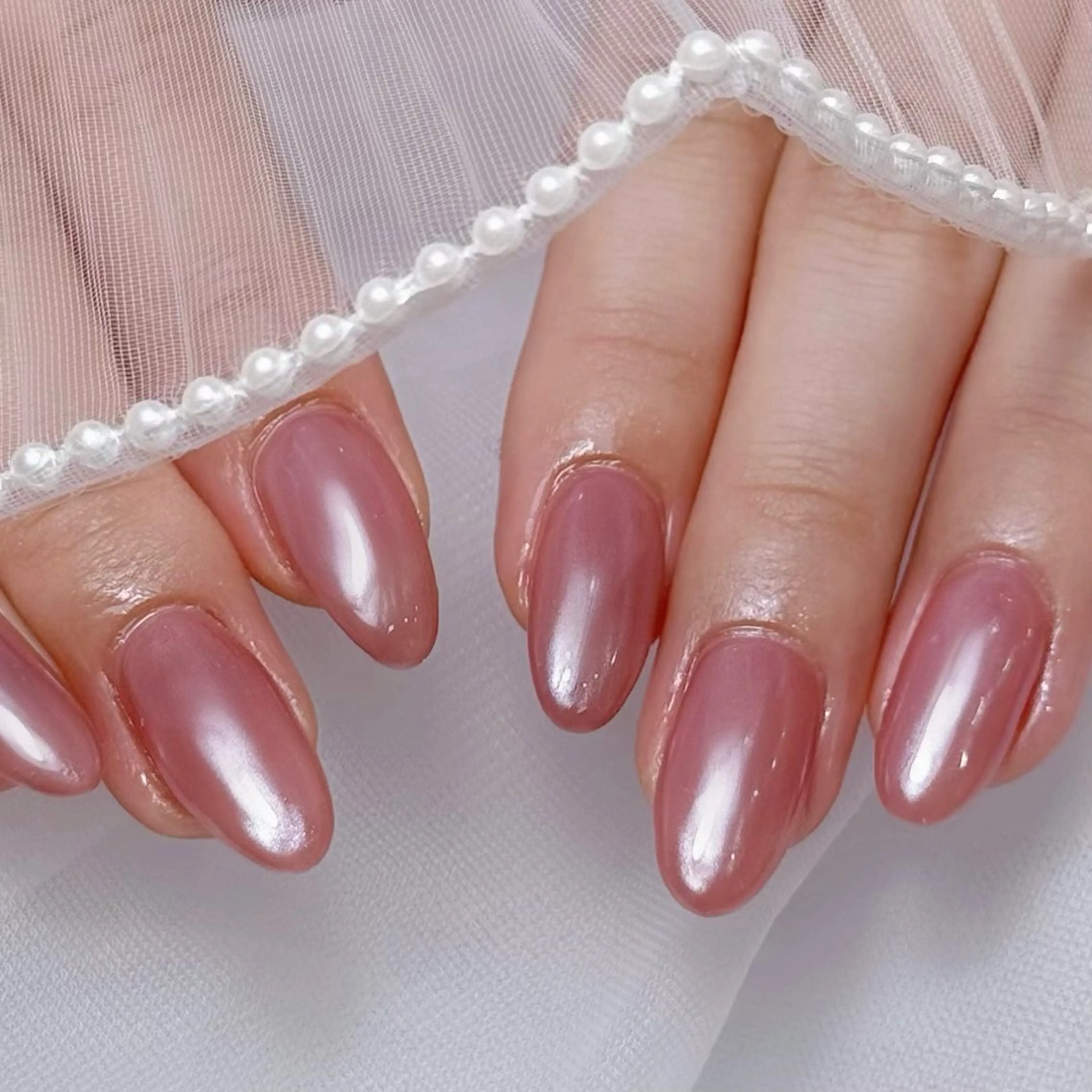 ネイル ミラーネイル SAORI🎀 マグネット特化サロンのネイルデザイン