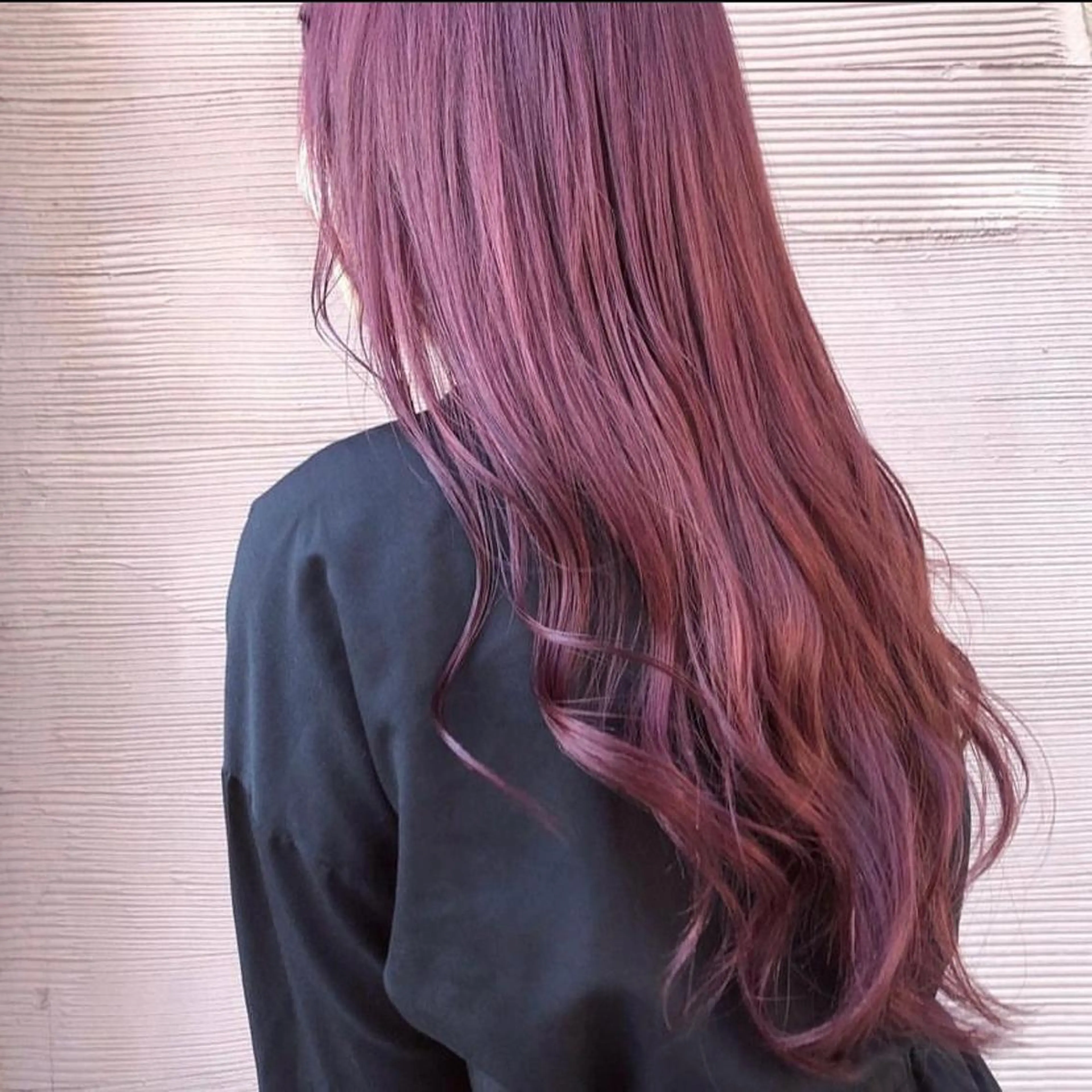 カラー 切りっぱなしボブ／ 暖色カラー／なつみのヘアスタイル