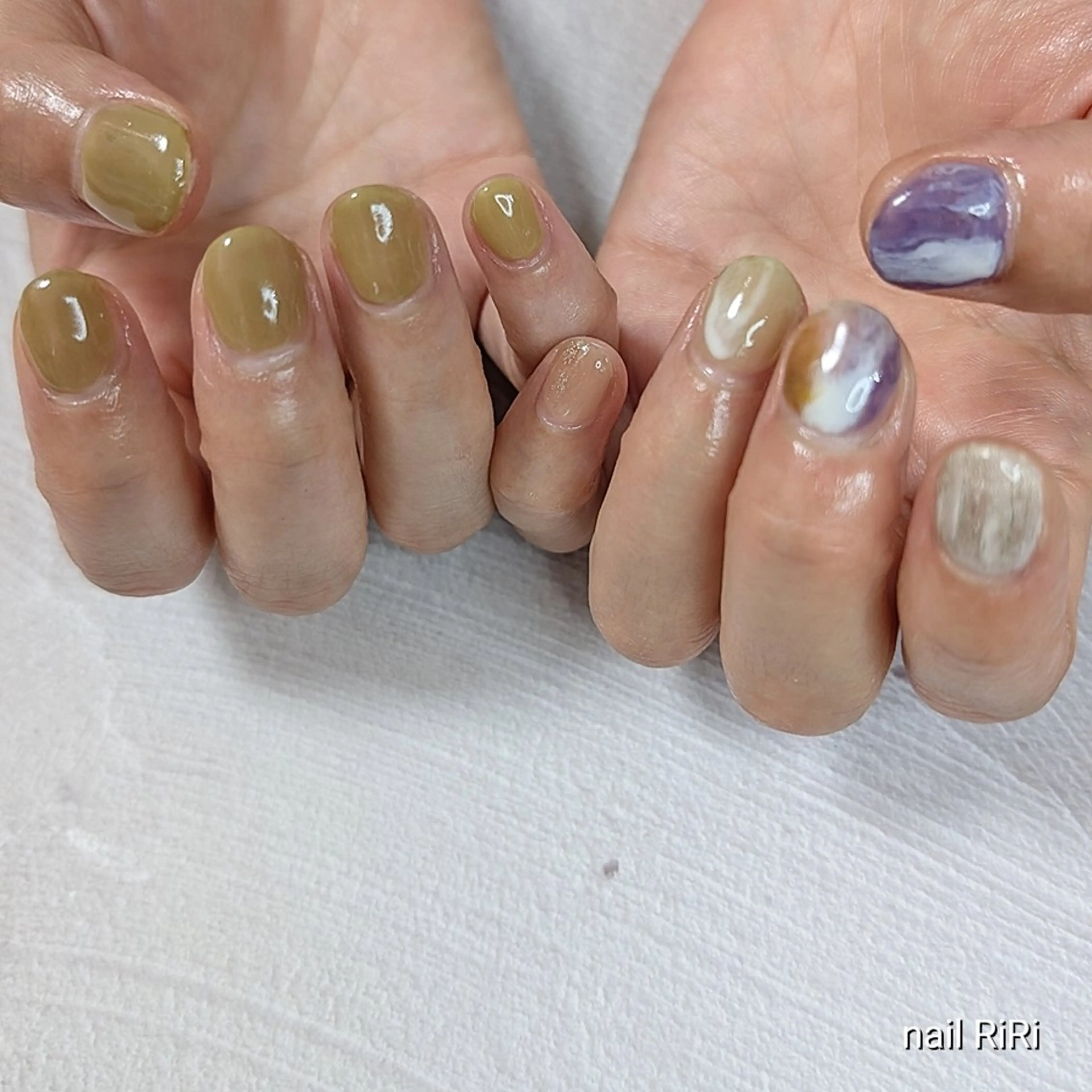 ネイル ハンドネイル フットネイル ハンドケア nail RiRi アトレナチュラのエステ・リラクイメージ