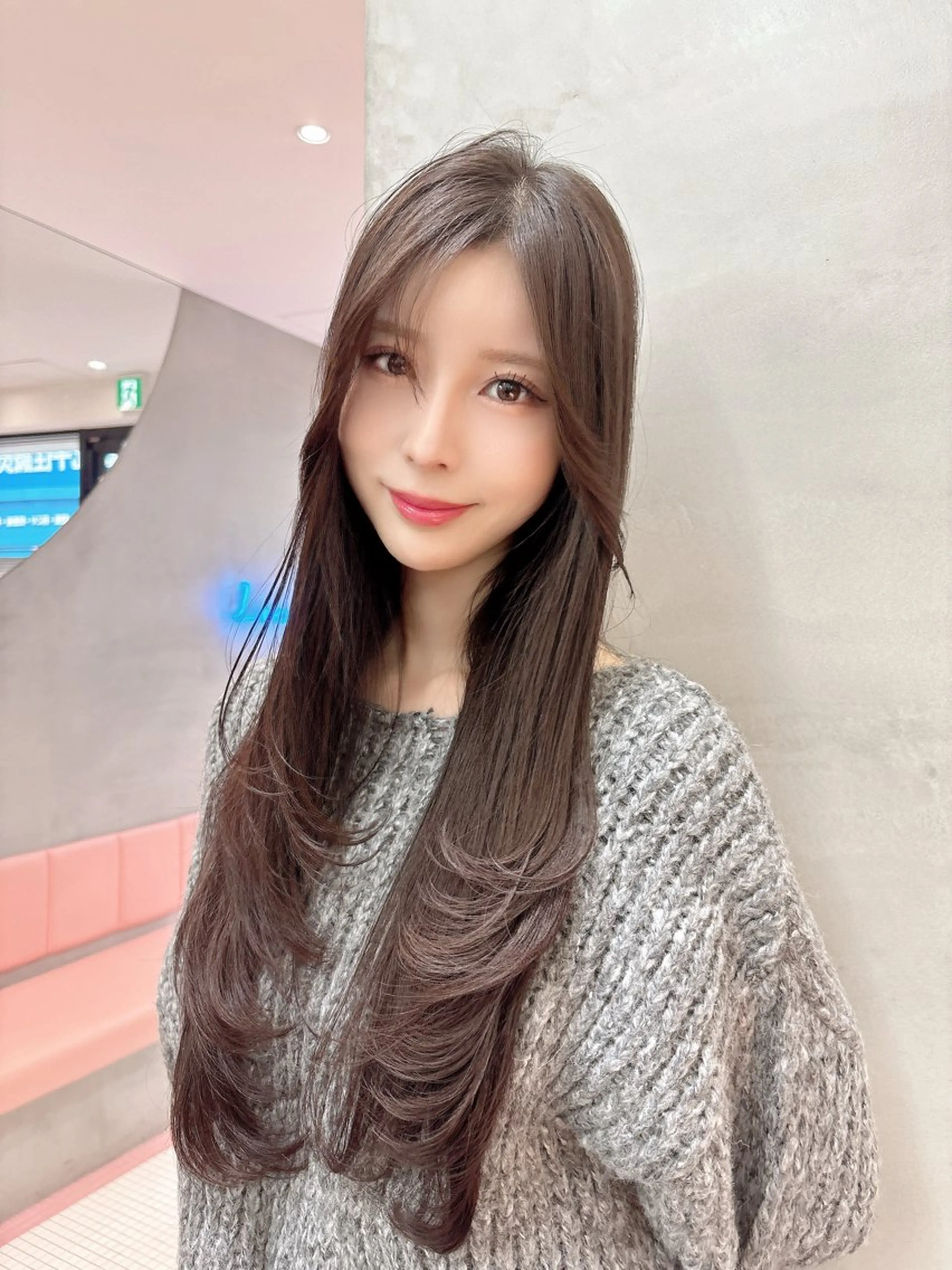 ロング カット ヘアカラー トリートメント ♥韓国レイヤー/透明 感カラー/目黒慎太郎のヘアスタイル