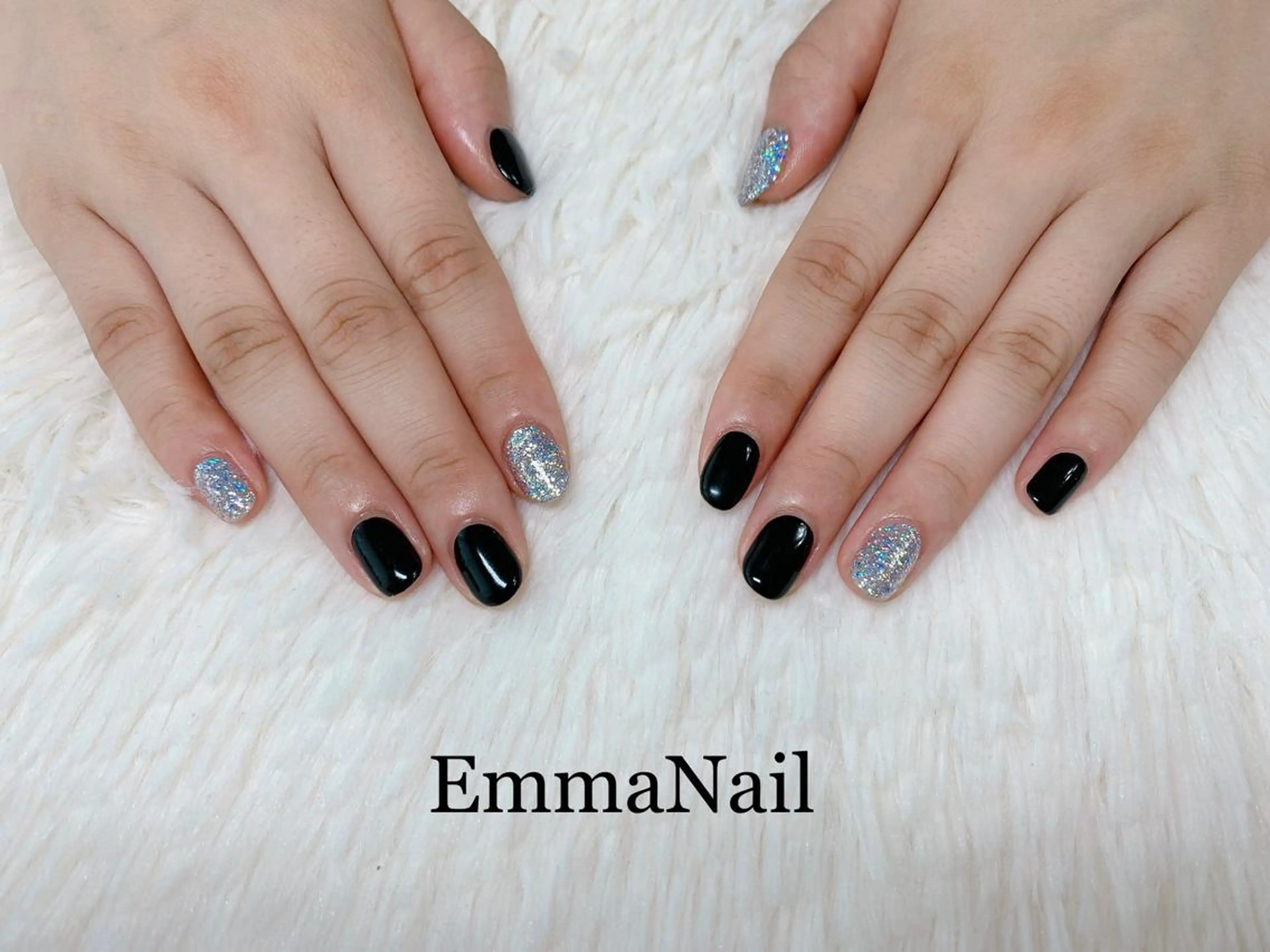 ネイル オーロラネイル ジェルネイル ラメ(グリッター) ワンカラーネイル ハンドネイル salon EM&A emiのネイルデザイン
