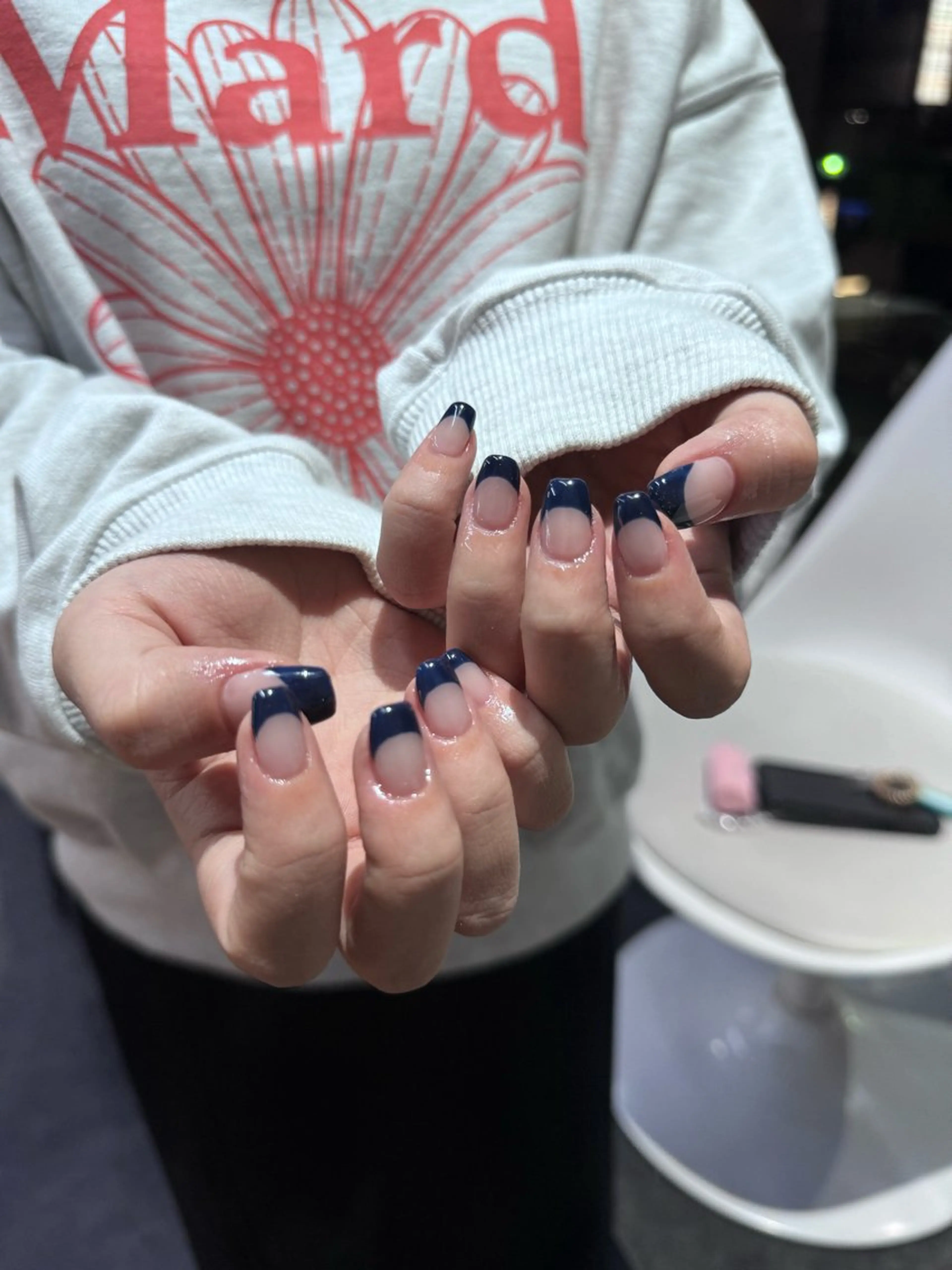ネイル フレンチネイル マグネットネイル ニュアンスネイル ワンカラーネイル ハンドネイル GRANDE大須 Cecil💜のネイルデザイン