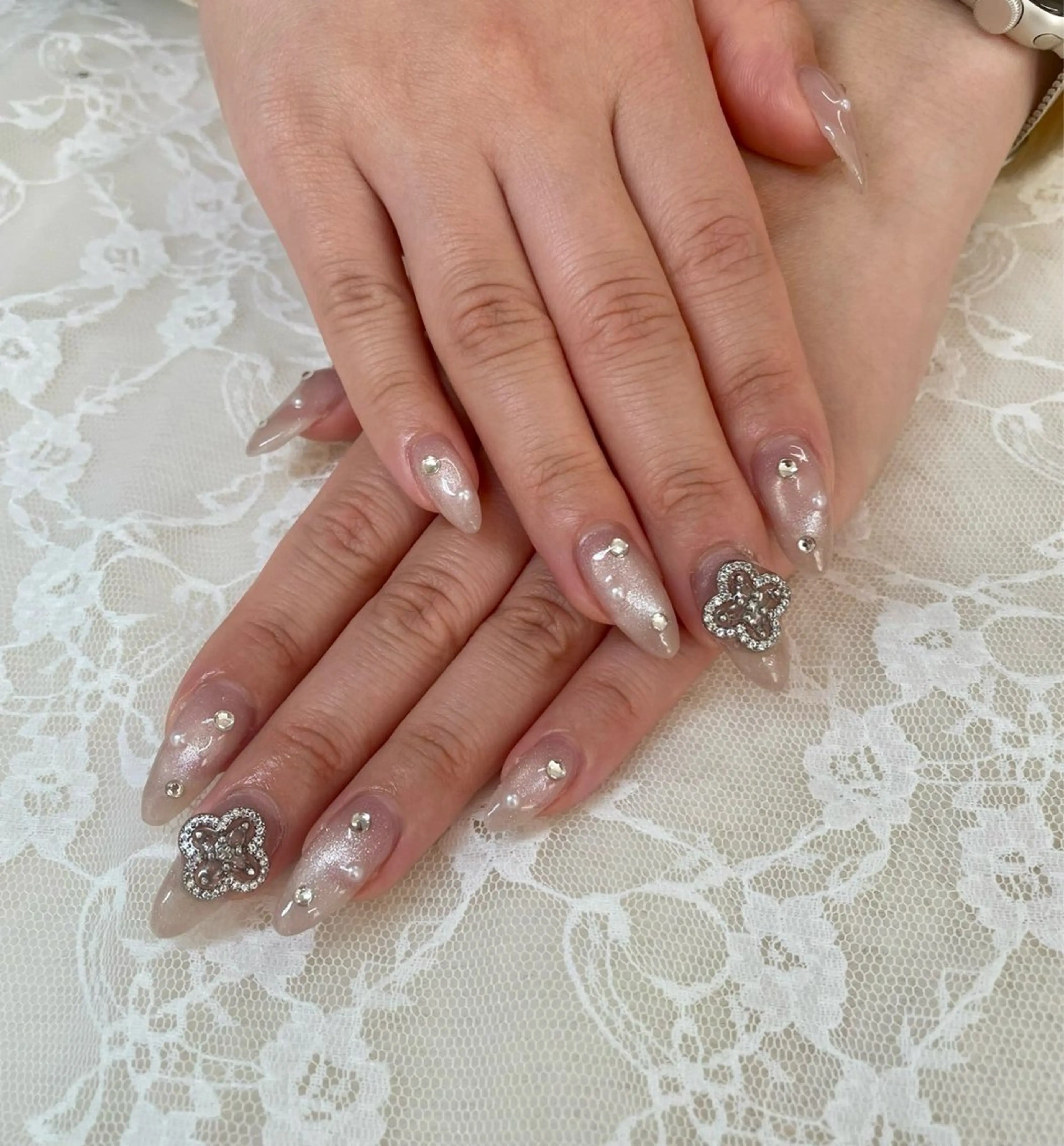 ネイル マグネットネイル ストーンネイル ワンホンネイル ハンドネイル ハンドケア 心斎橋Salon Epokkuのネイルデザイン