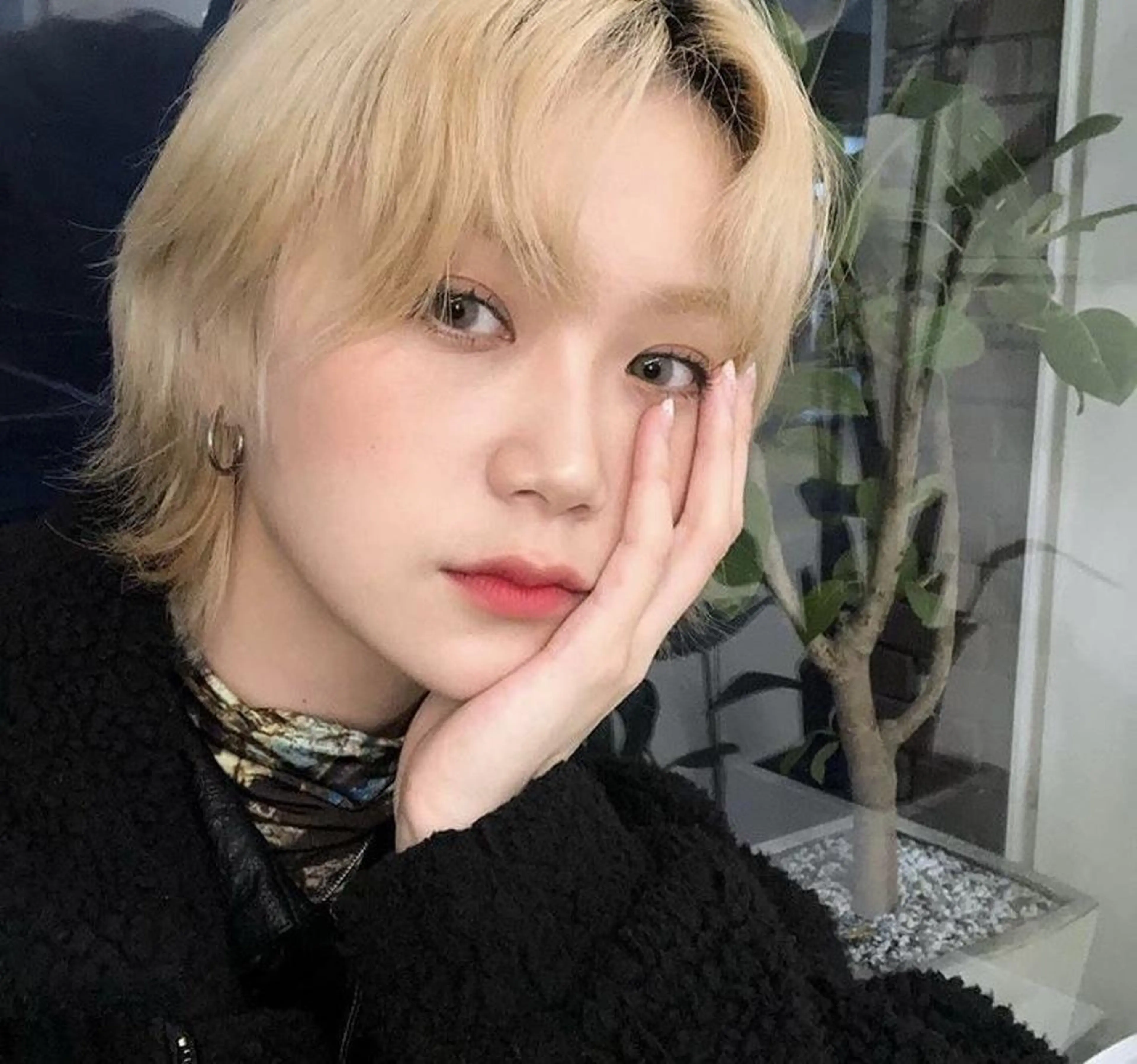 カラー 莉乃/縮毛矯正/髪質 改善/艶カラーのヘアスタイル