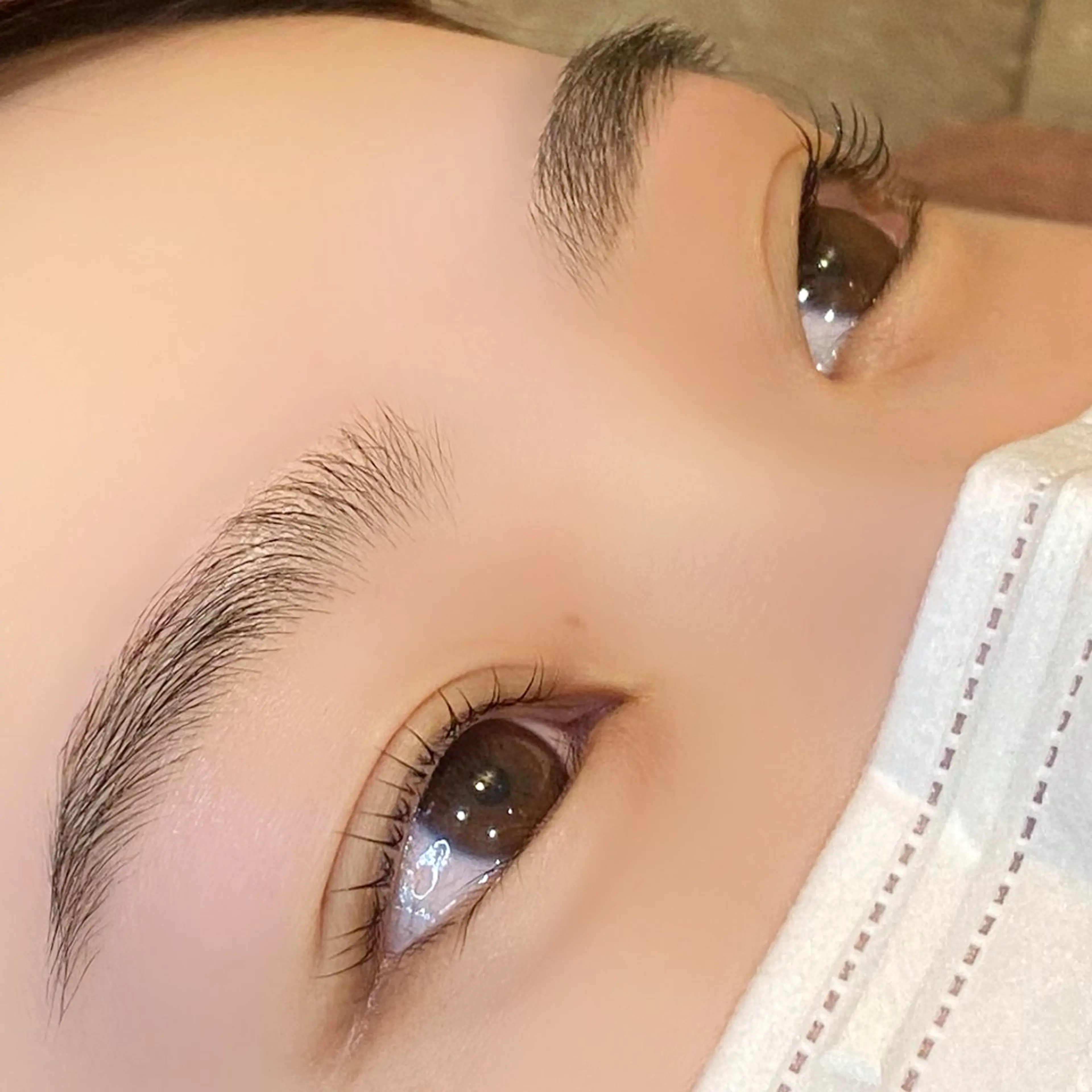 アイブロウ 眉毛ワックス脱毛 ahu 聖莉菜のマツエク・マツパデザイン