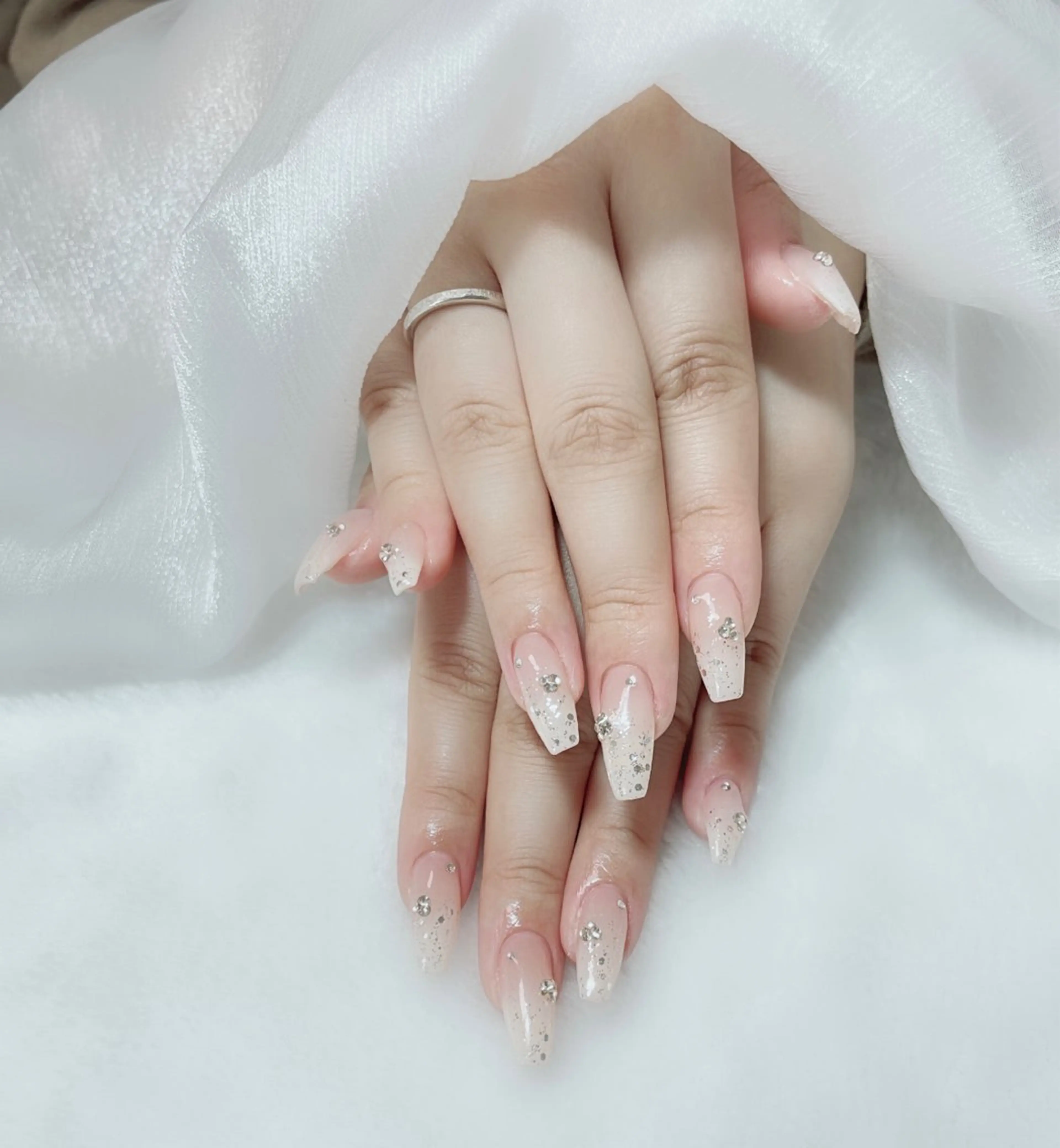 ネイル 持ち込み Amina nail salonのネイルデザイン