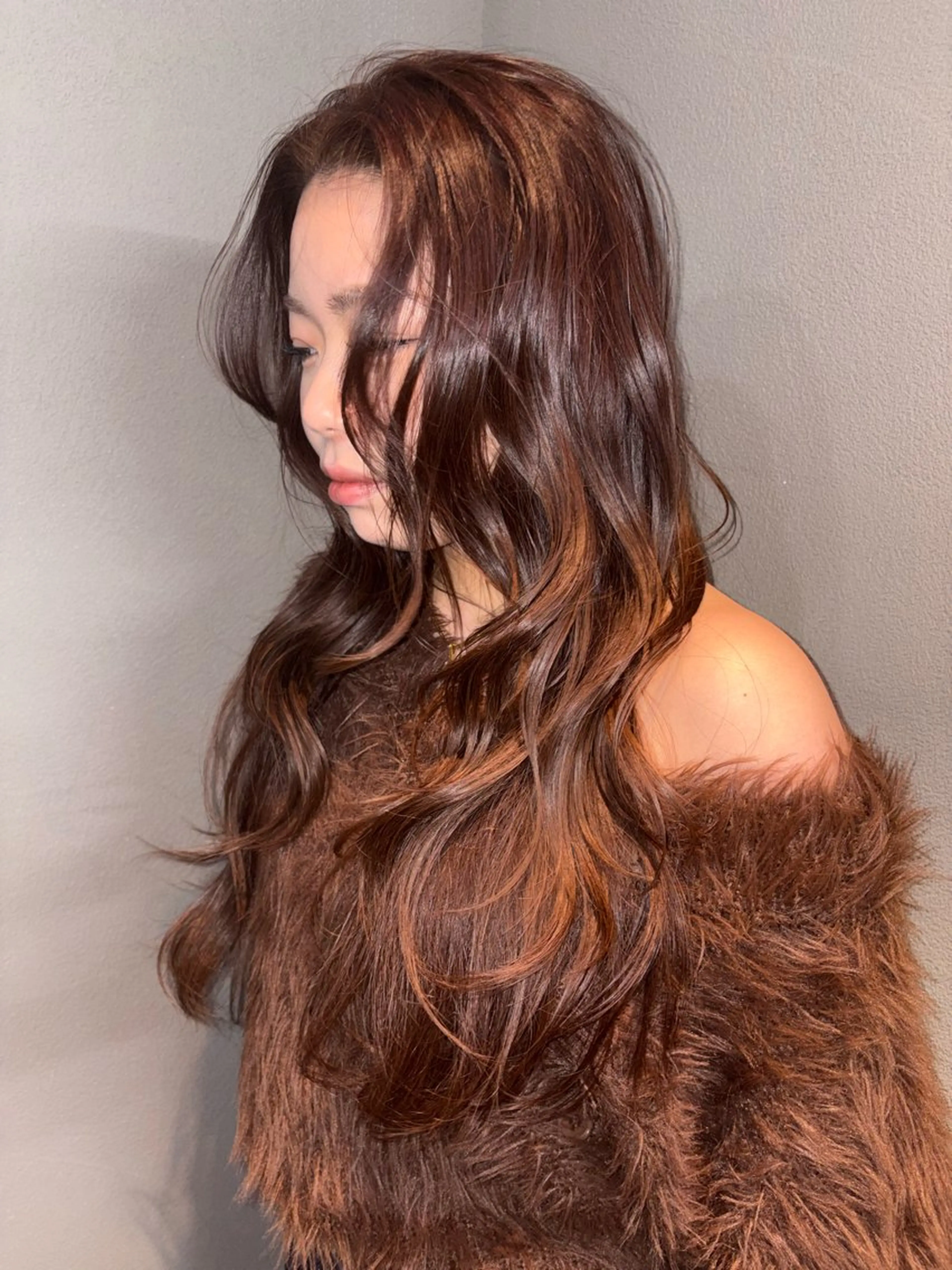 ロング 淀 小南津のヘアスタイル