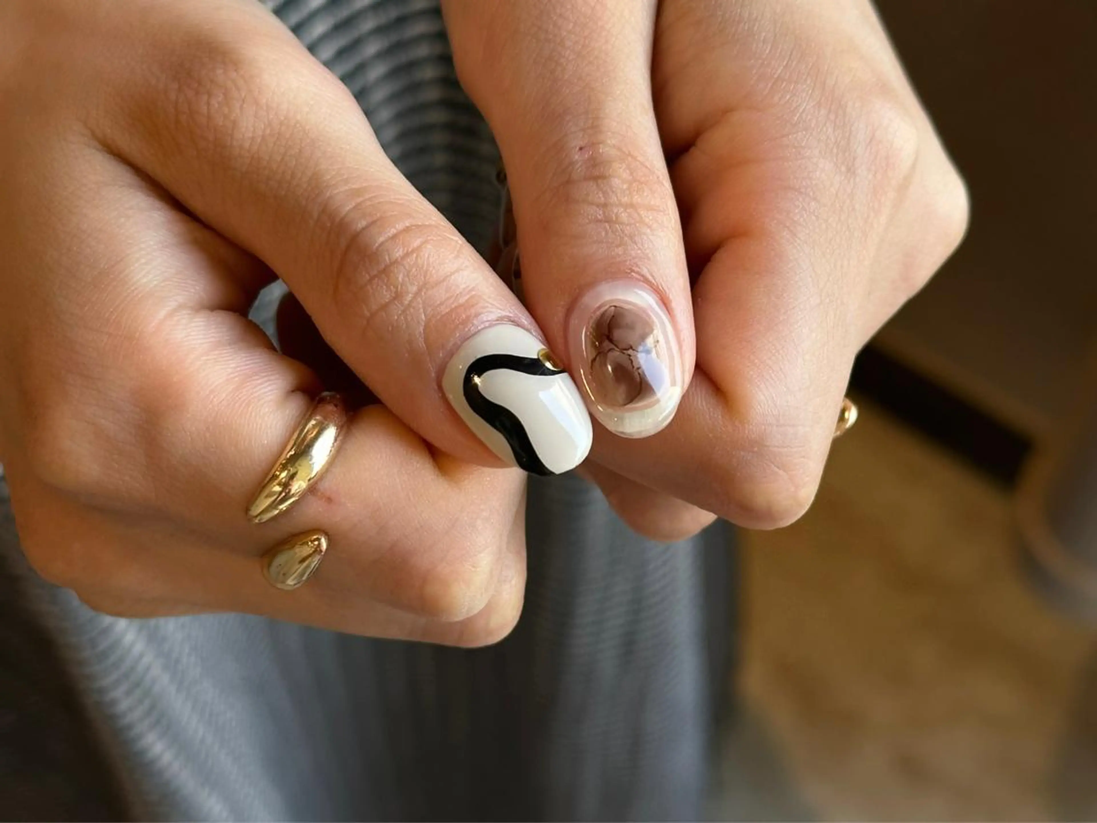 ショート カラー パーマ ヘアアレンジ メンズ キッズ ネイル マツエク・マツパ アイブロウ アートネイル ハンドネイル ar. harajukuのネイルデザイン