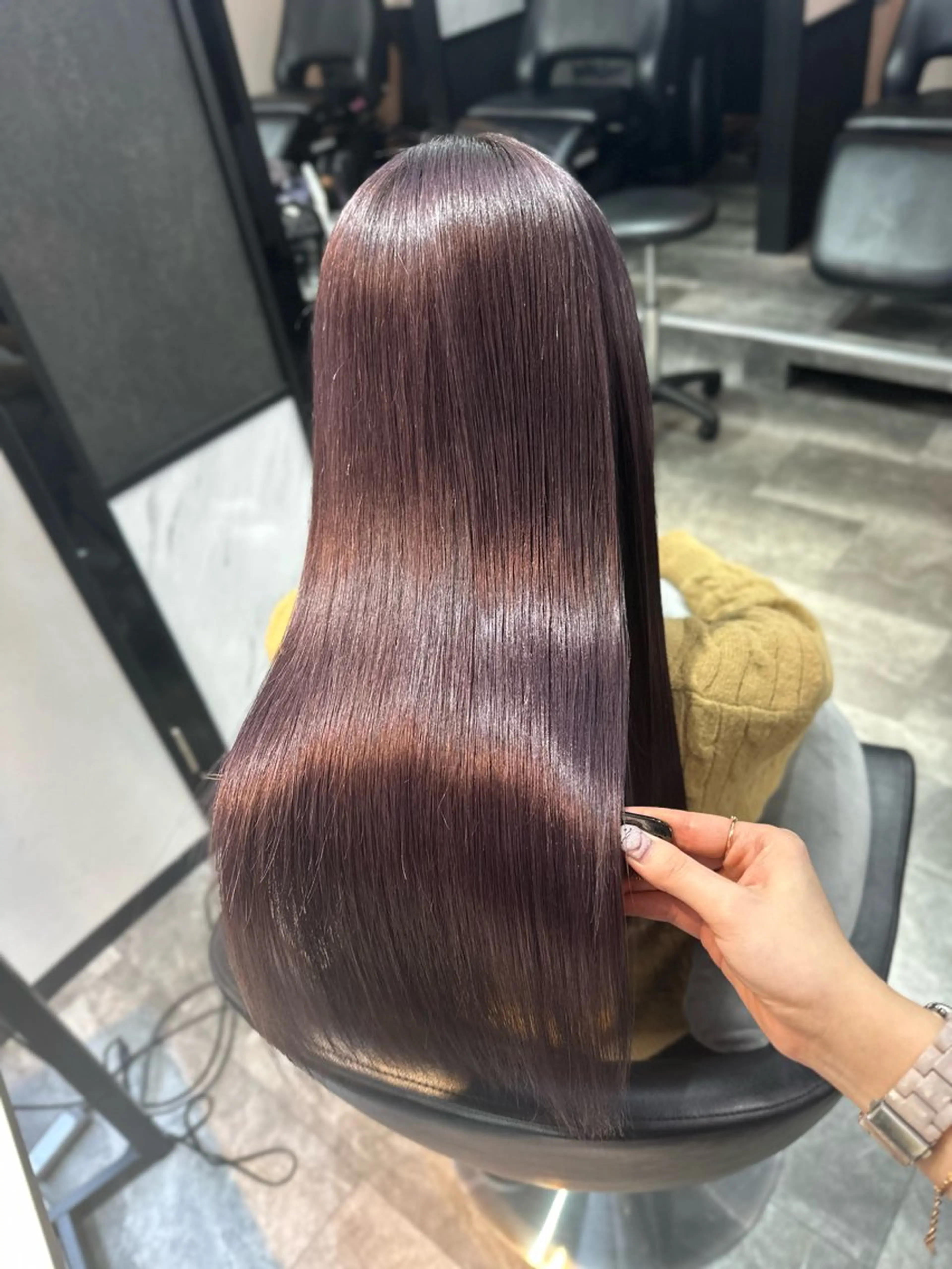 ロング カラー カット ヘアカラー トリートメント 近藤千翔🩵 髪質改善Periodのエステ・リラクイメージ