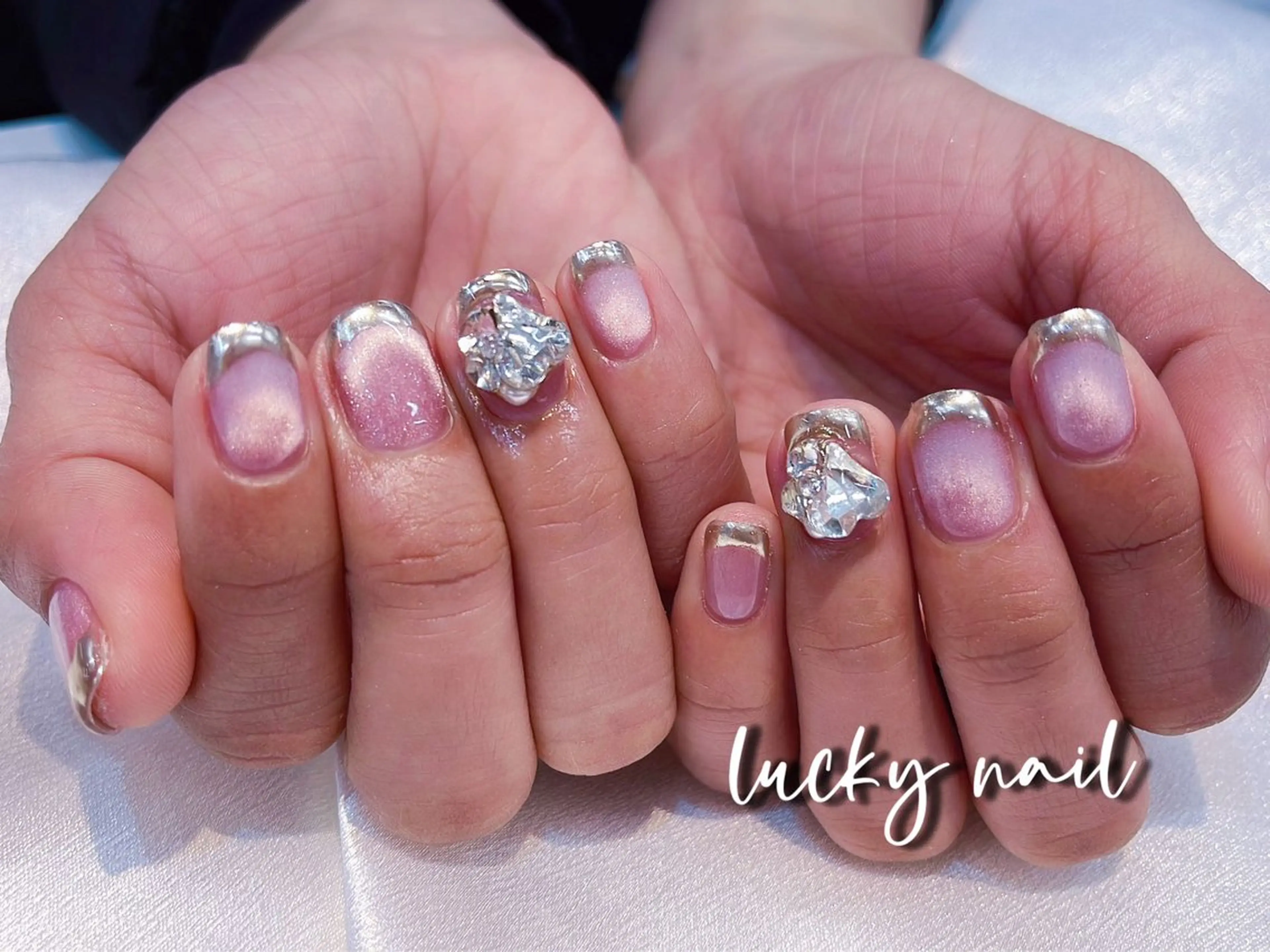 ネイル チークネイル 長さ出し ジェルネイル マグネットネイル 持ち込み Lucky nail  小林和希のネイルデザイン