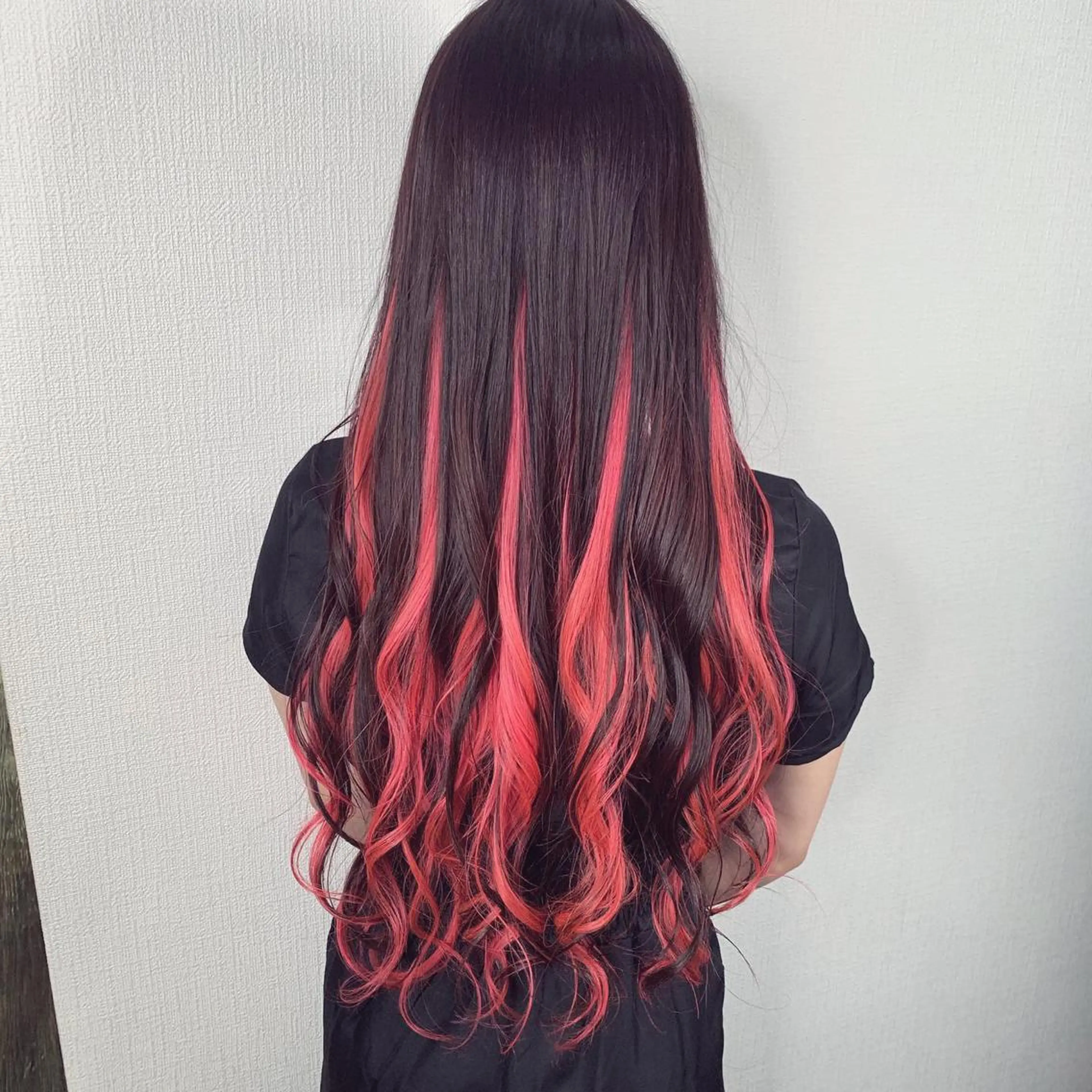 カラー 透明感カラー ハイトーンカラー インナーカラー ピンクカラー ヘアカラー 佐藤 香太のヘアスタイル