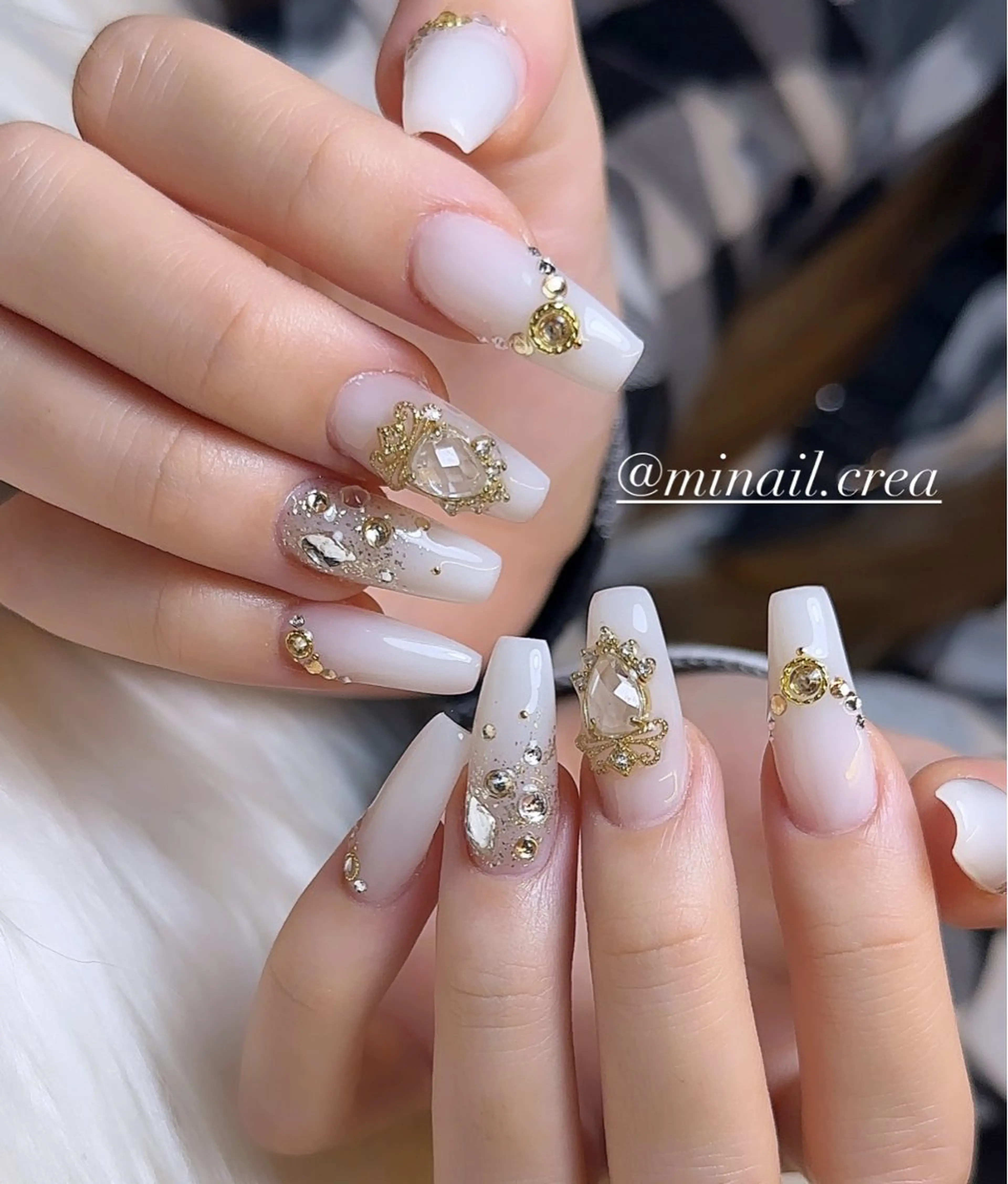 ネイル ジェルネイル キラキラネイル ロングネイル ワンカラーネイル スカルプネイル CReA nailのネイルデザイン